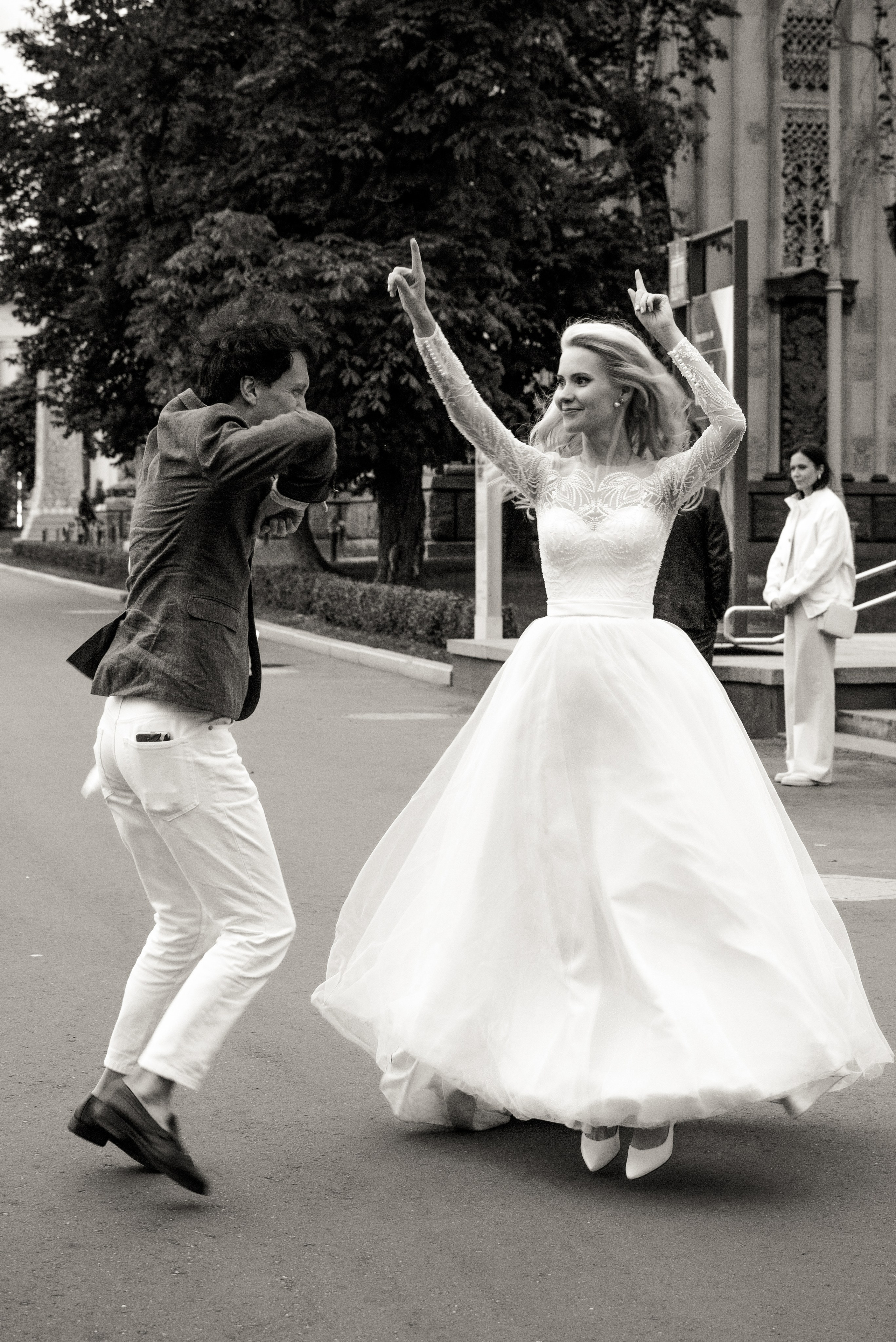 Свадебная фотосессия на ВДНХ. Свадебный и семейный фотограф в Москве и Подмосковье Лариса Козлова