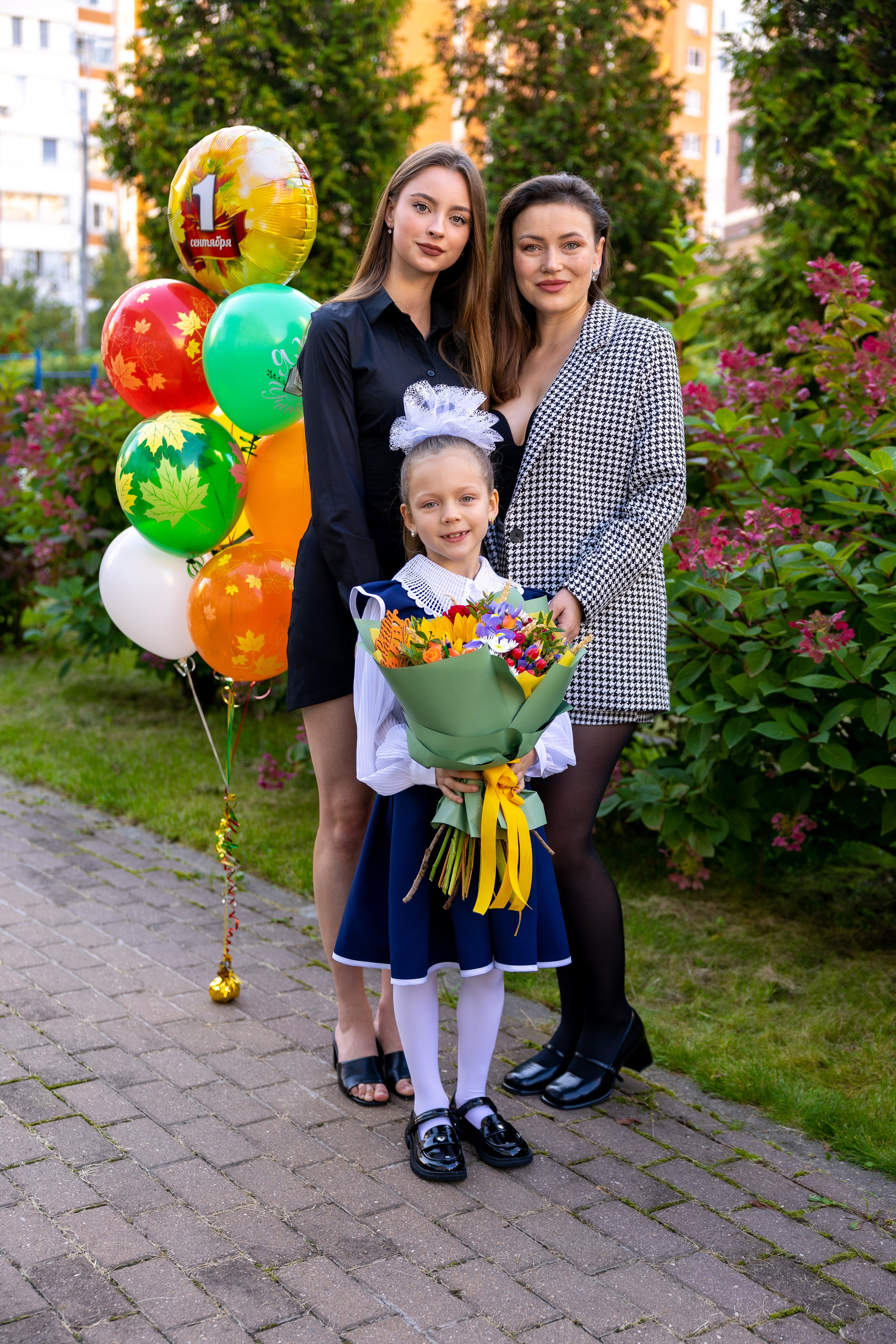 1 сентября. Дарья Бухреева — фотограф, видеограф и фототерапевт. Москва и мир