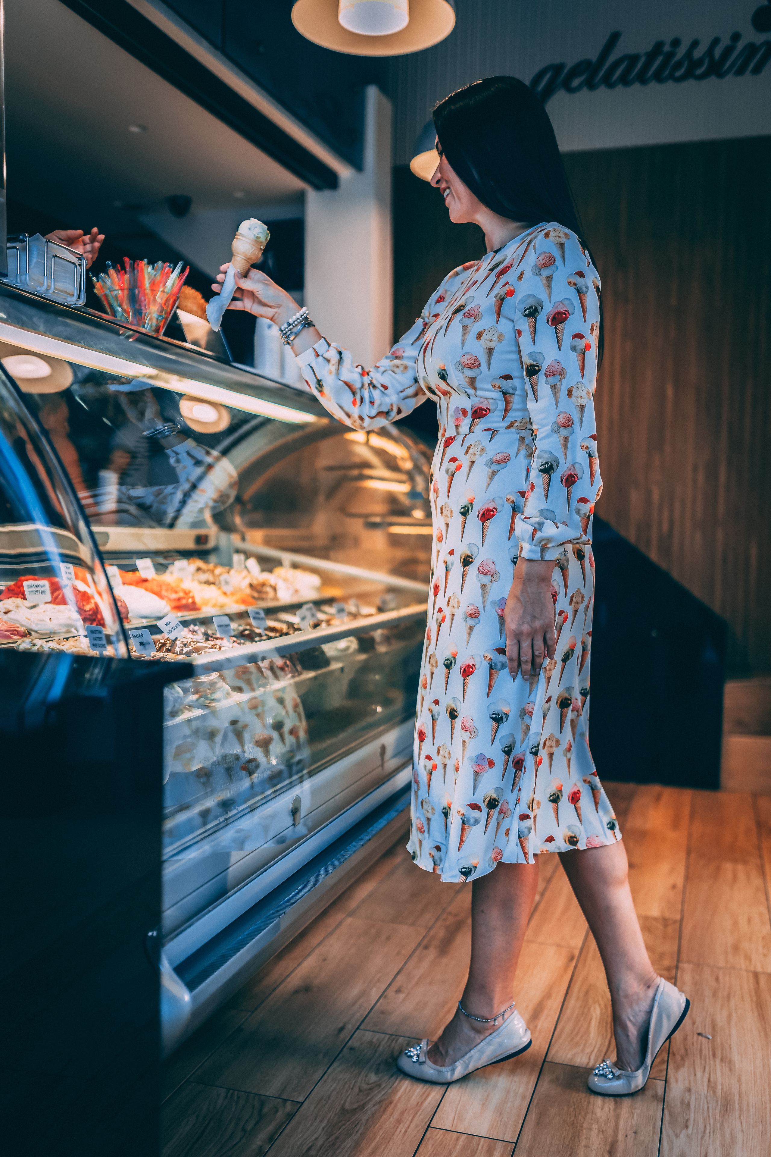 G Bar 2. Photographer & Videographer based in Ansan, South Korea