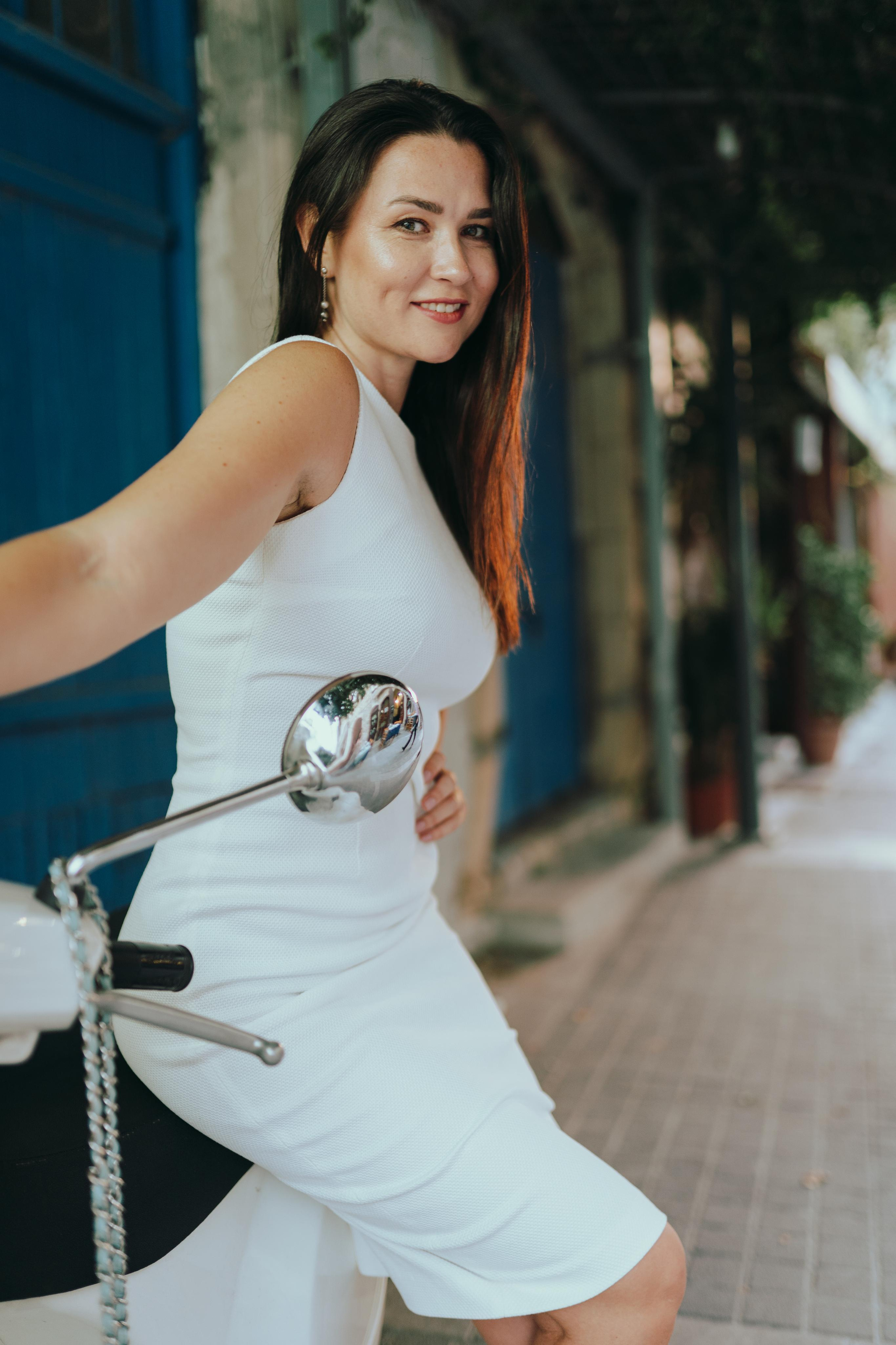 G Bar 2. Photographer & Videographer based in Ansan, South Korea