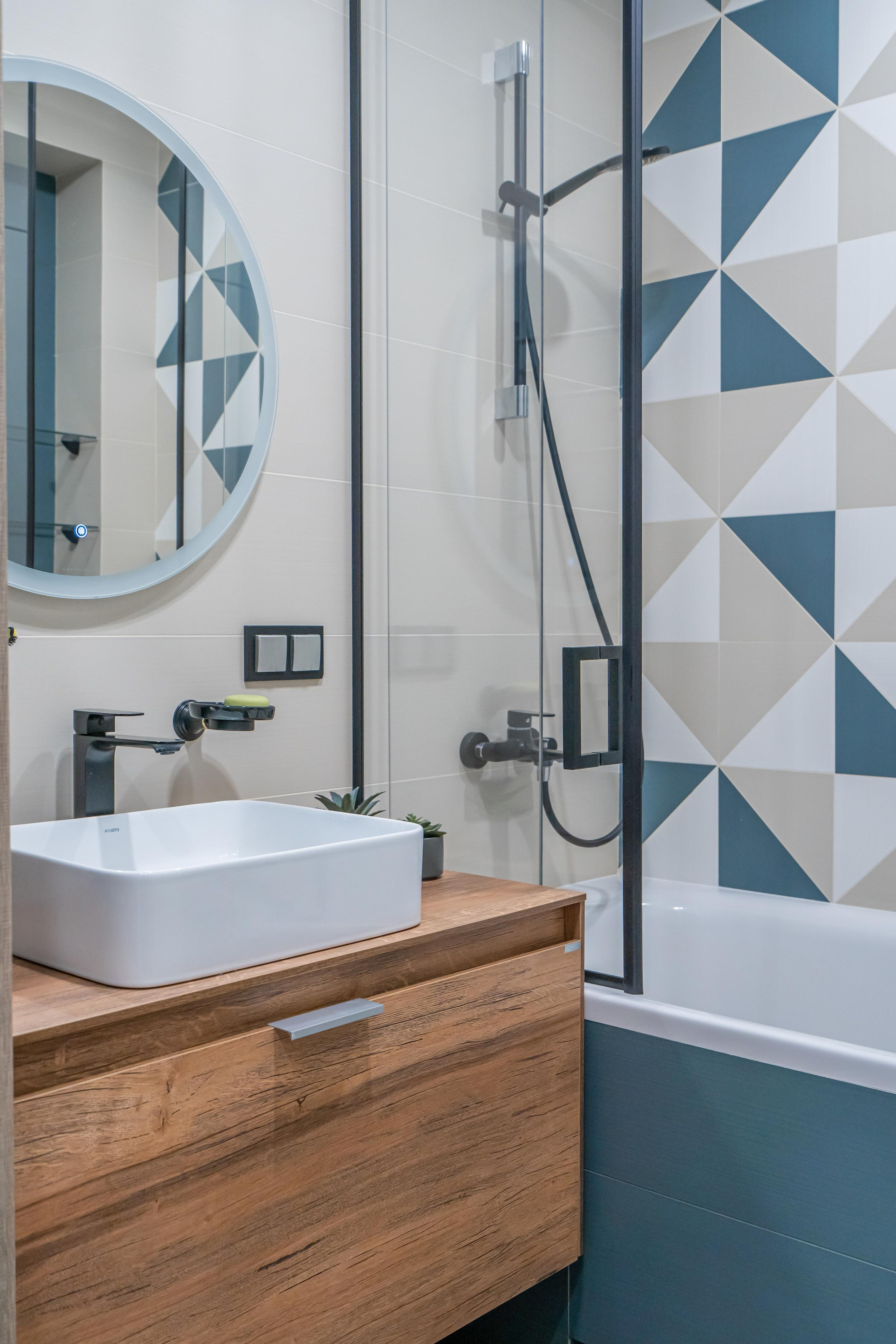 Rudenko flat. Photographer & Videographer based in Ansan, South Korea