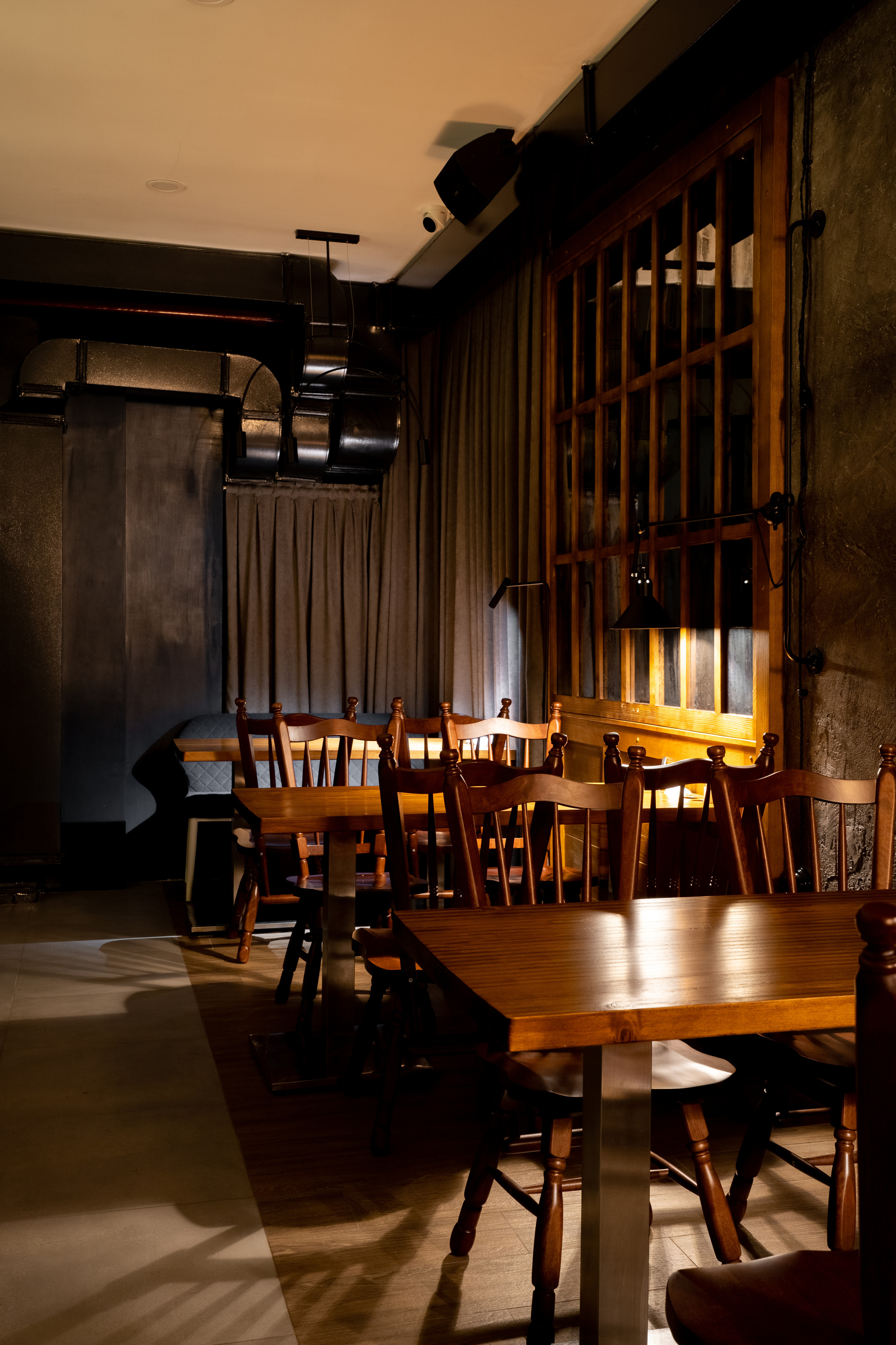 Pitier bar. Photographer & Videographer based in Ansan, South Korea