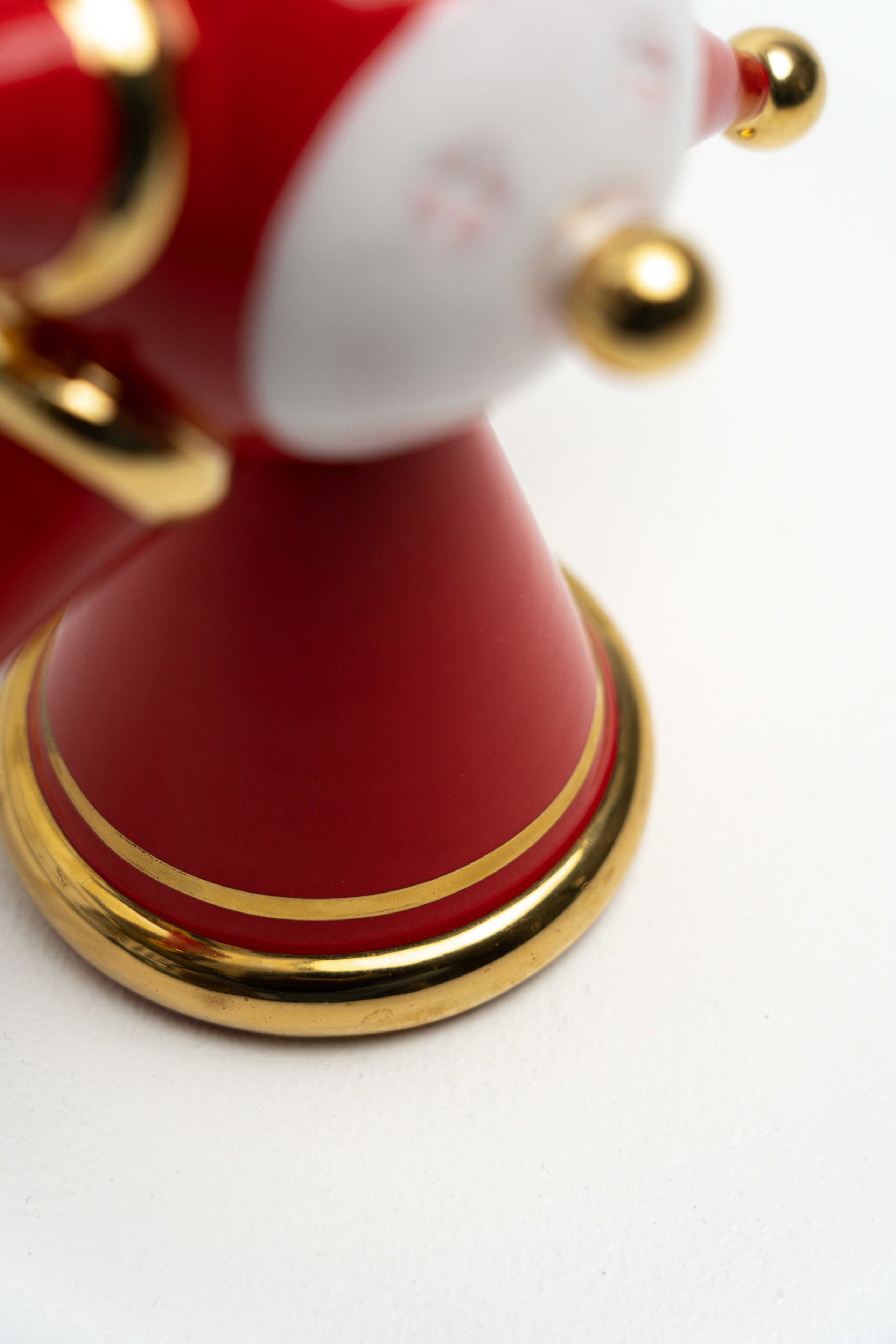 Petrushka toy. Photographer & Videographer based in Ansan, South Korea