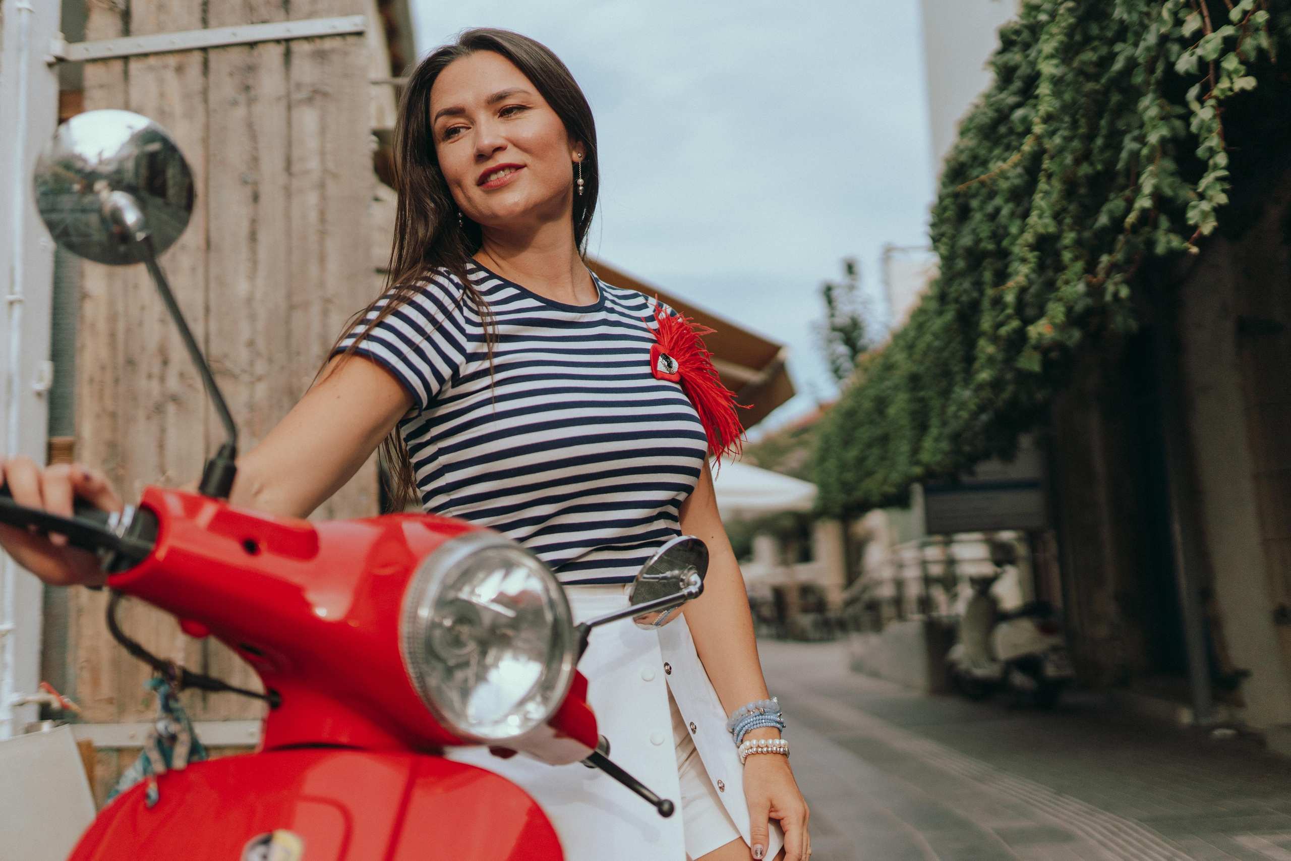 G Bar. Photographer & Videographer based in Ansan, South Korea