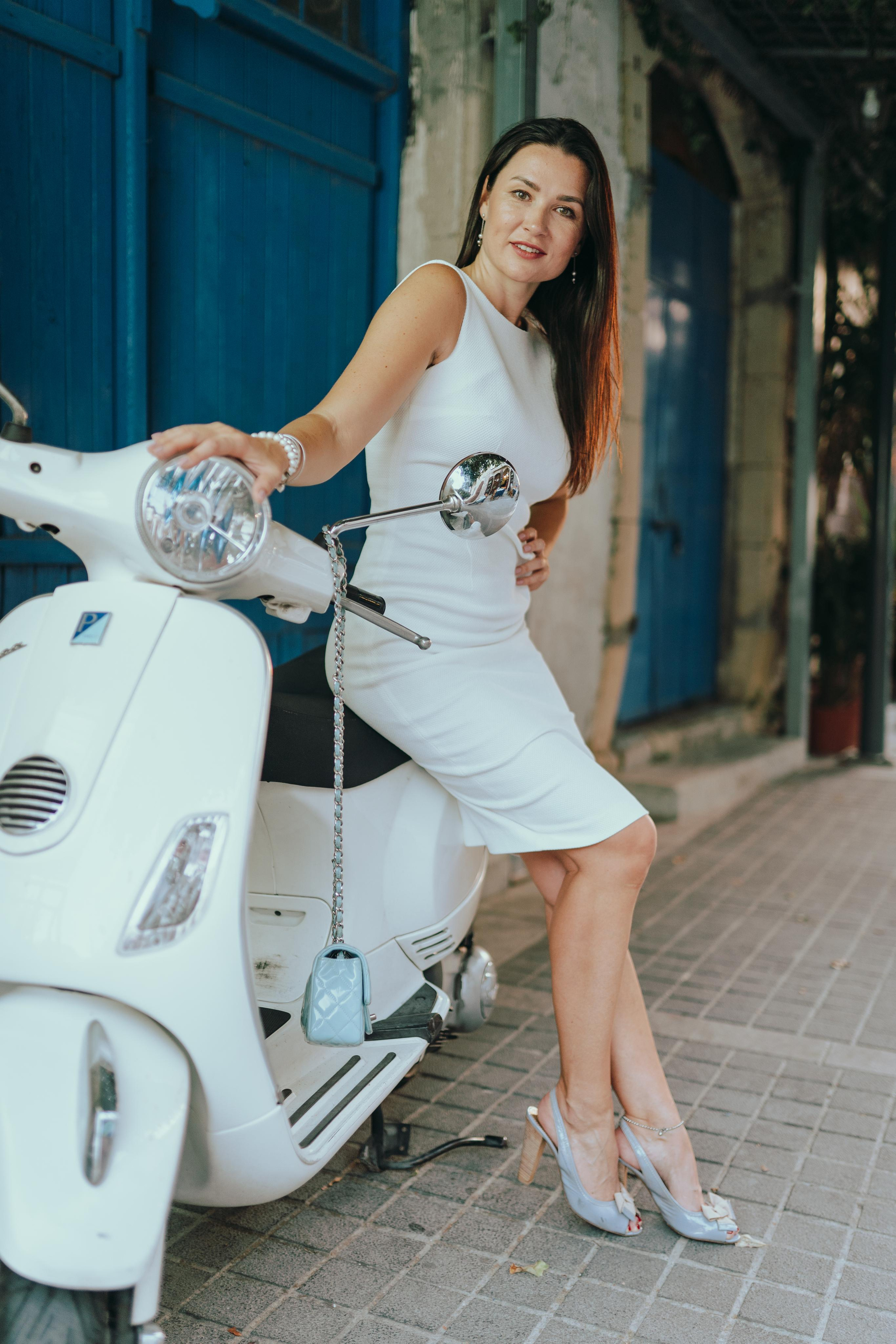 G Bar 2. Photographer & Videographer based in Ansan, South Korea