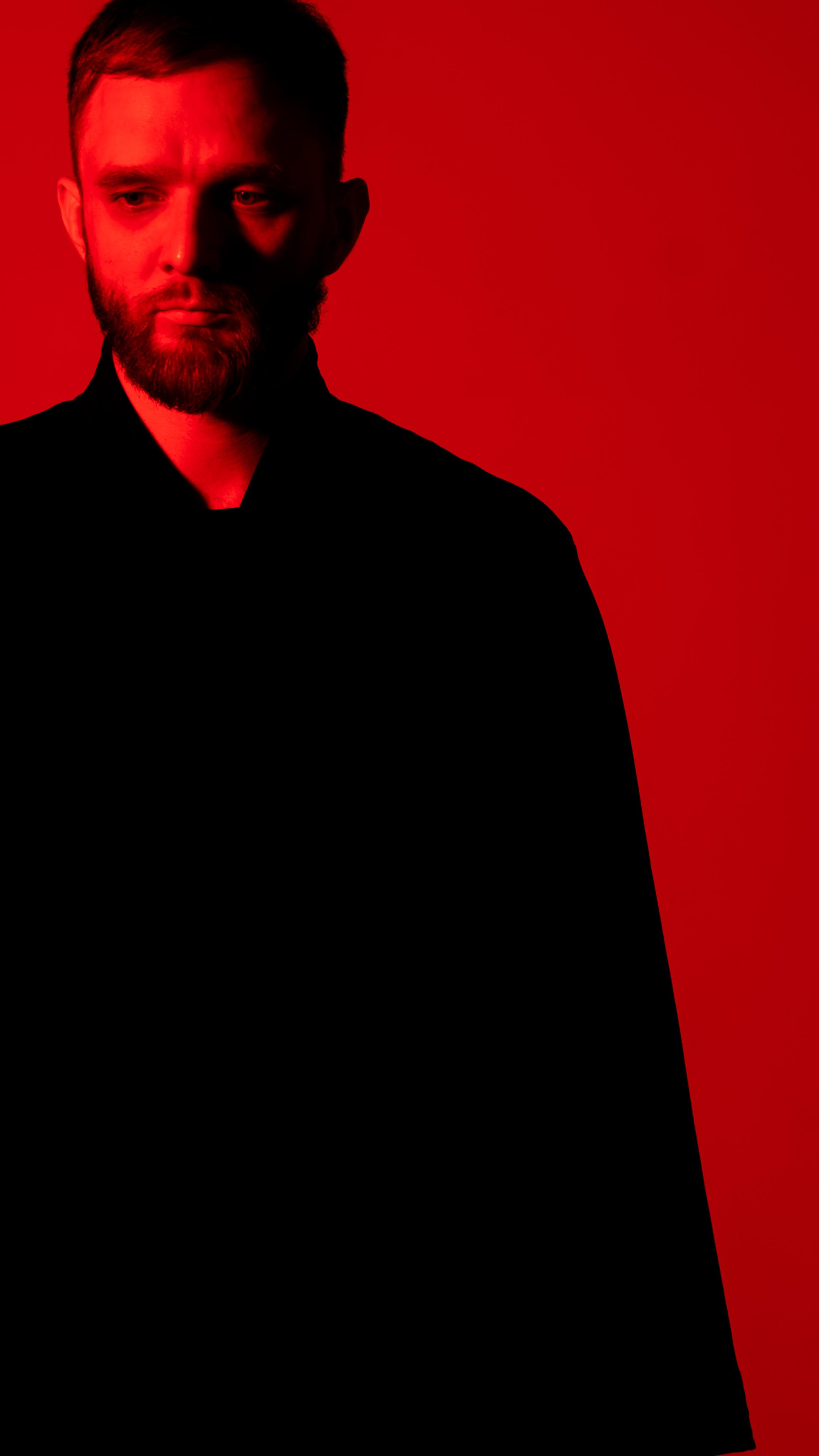 Gorkovenko in Red. Photographer & Videographer based in Ansan, South Korea