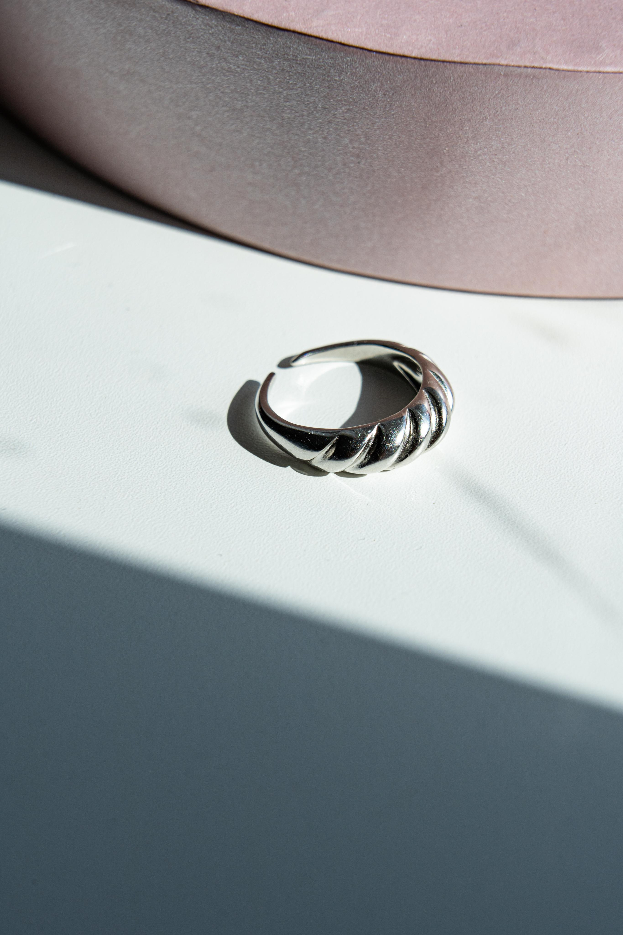 MODO product 2. Photographer & Videographer based in Ansan, South Korea