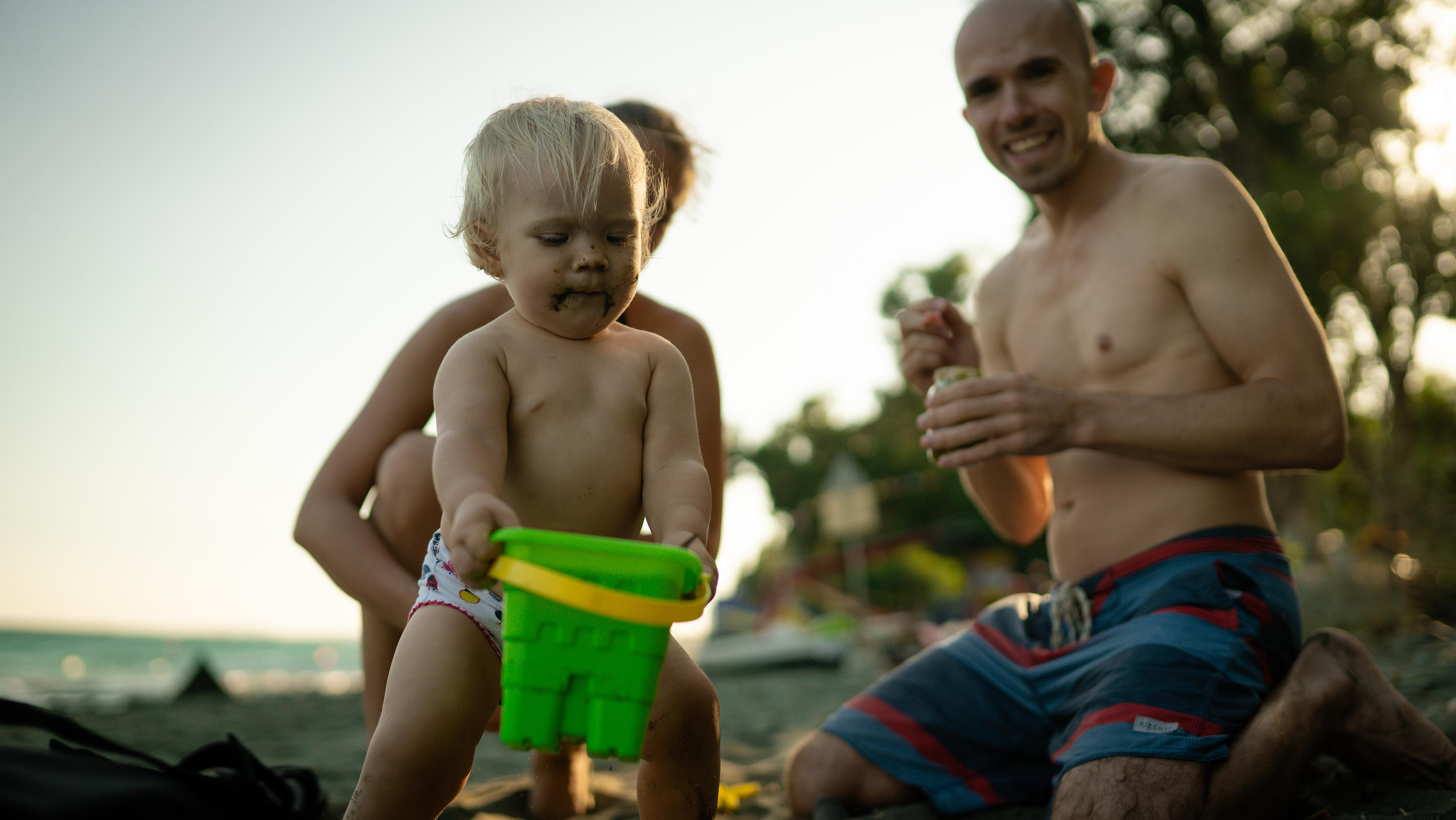 Dasha & Tolya. Photographer & Videographer based in Ansan, South Korea