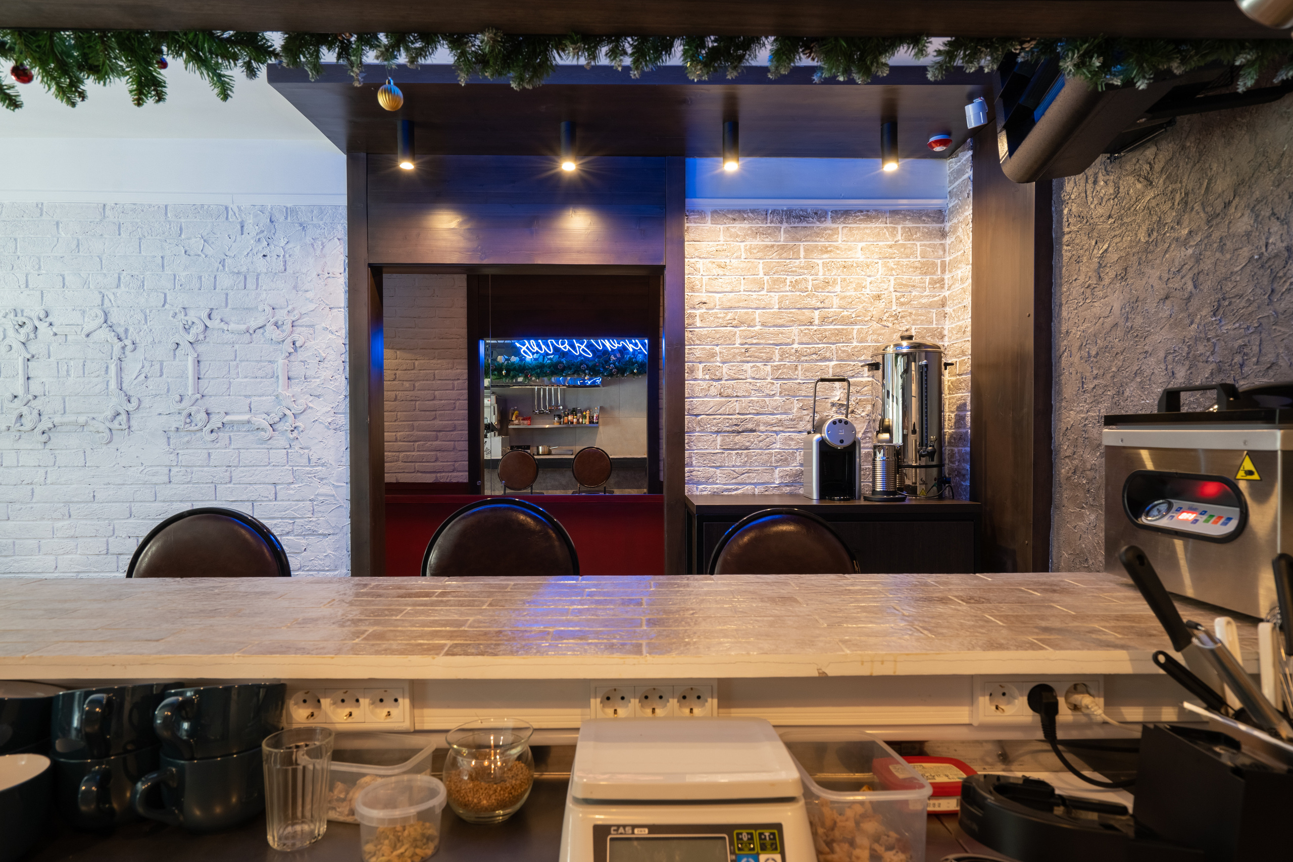 Pitier bar. Photographer & Videographer based in Ansan, South Korea