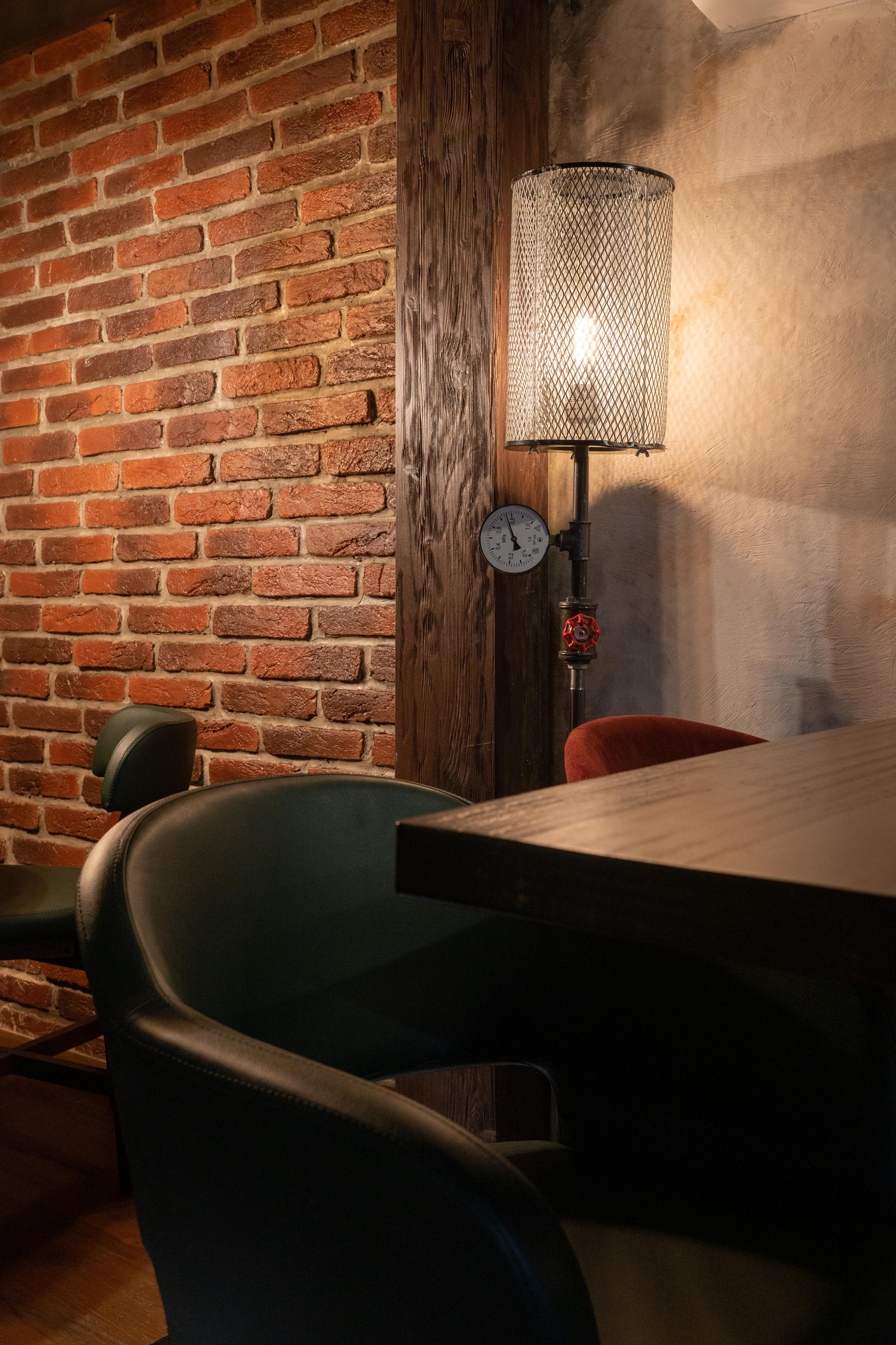 Pitier bar. Photographer & Videographer based in Ansan, South Korea