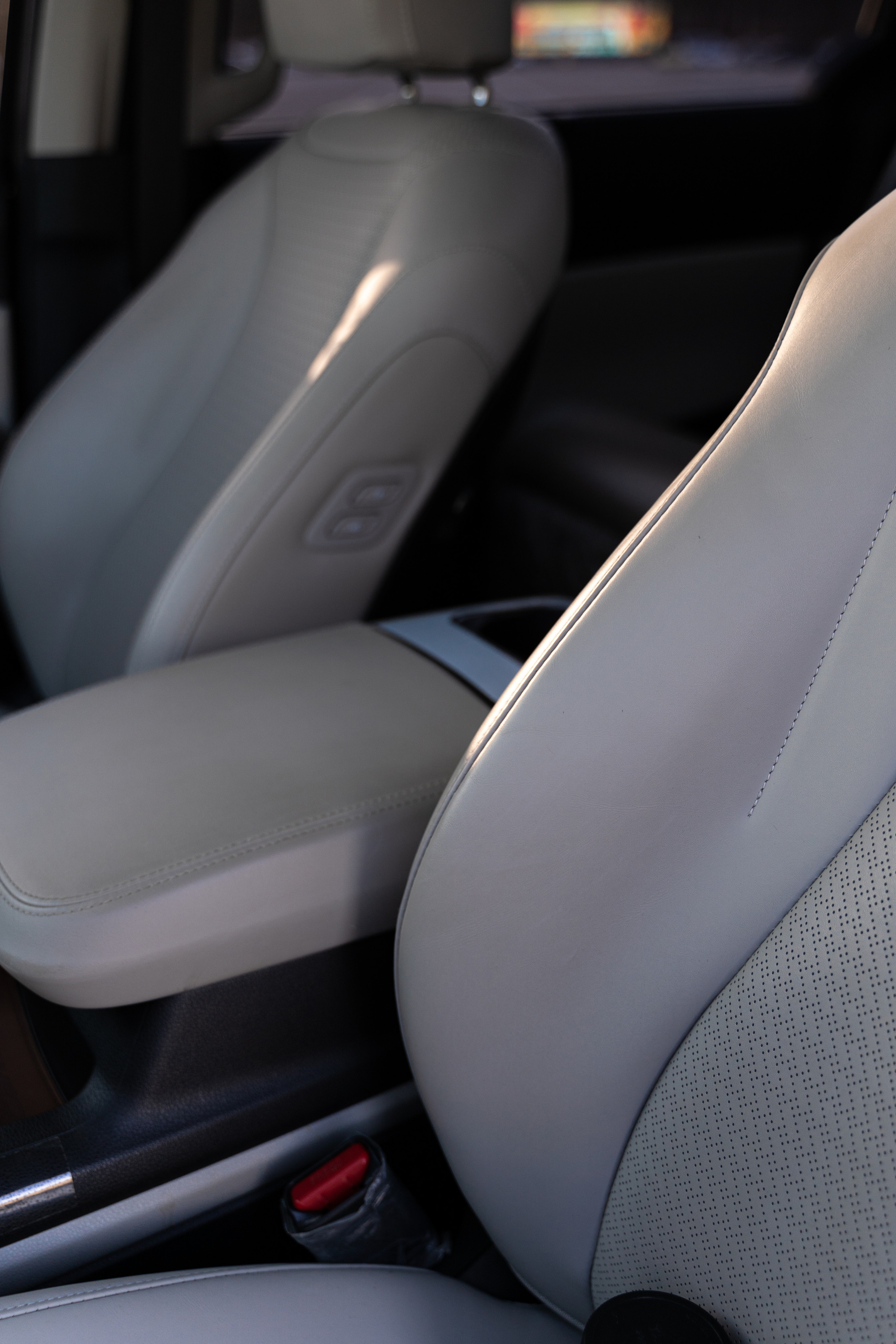 KIA carnival. Photographer & Videographer based in Ansan, South Korea