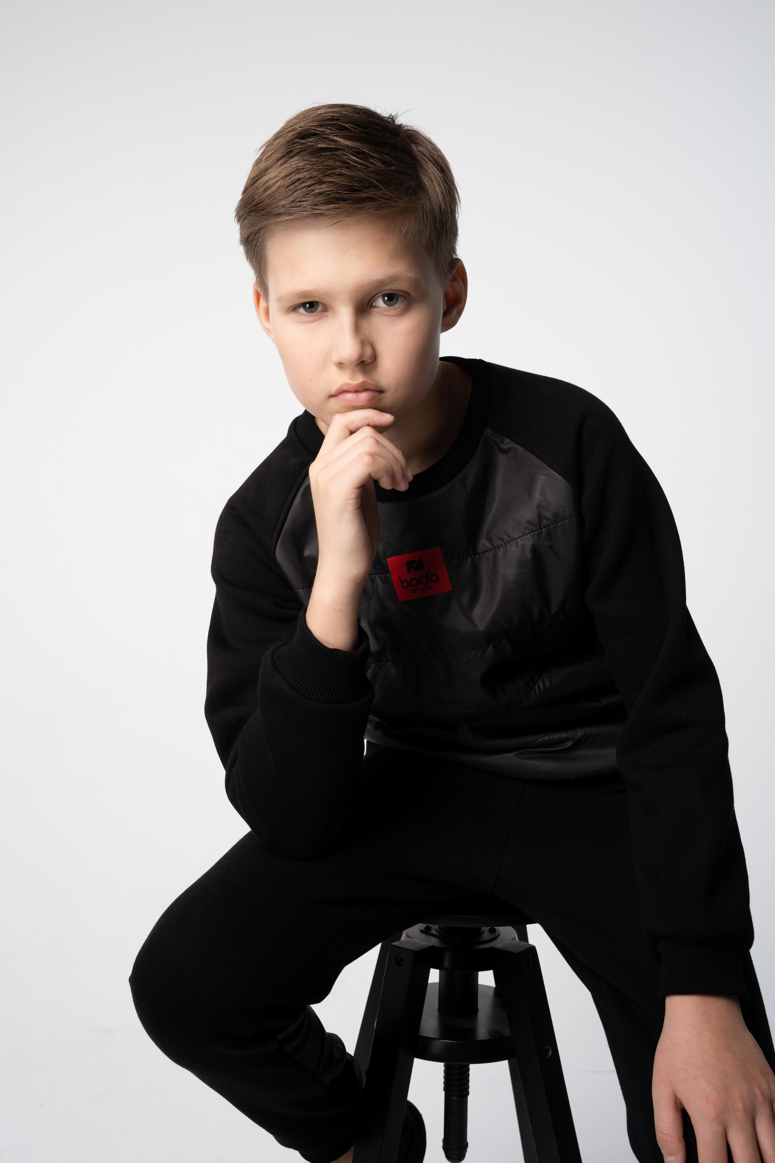 Nikita M. Photographer & Videographer based in Ansan, South Korea