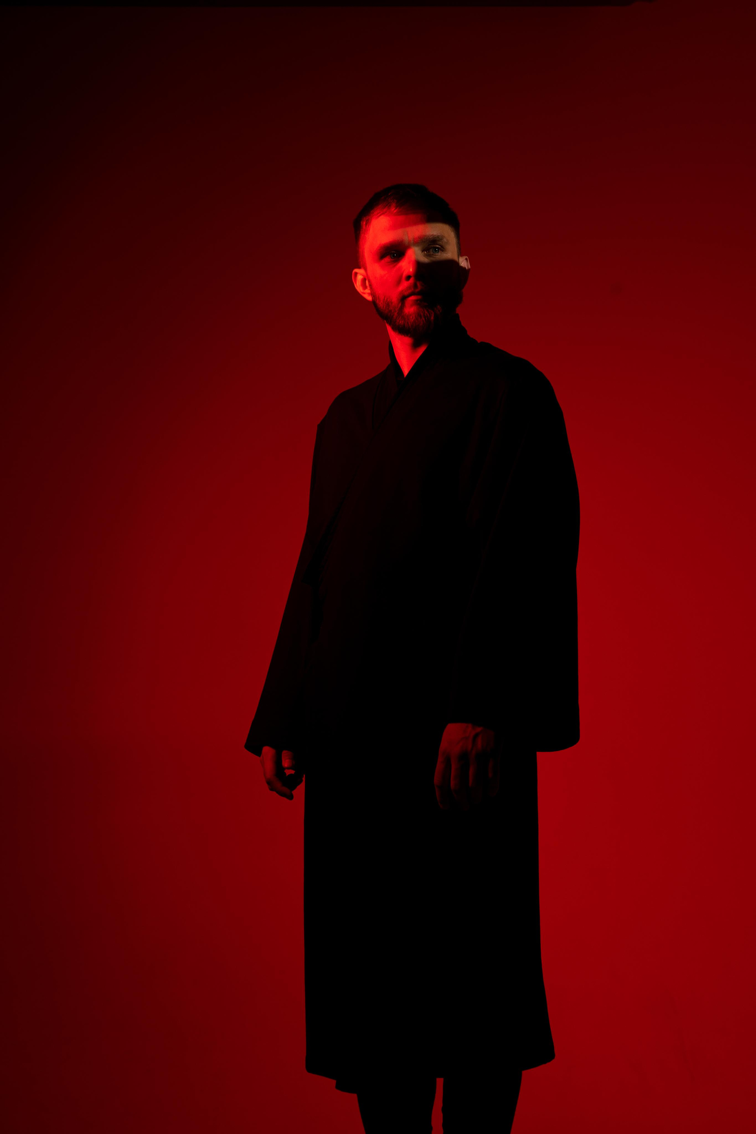 Gorkovenko in Red. Photographer & Videographer based in Ansan, South Korea