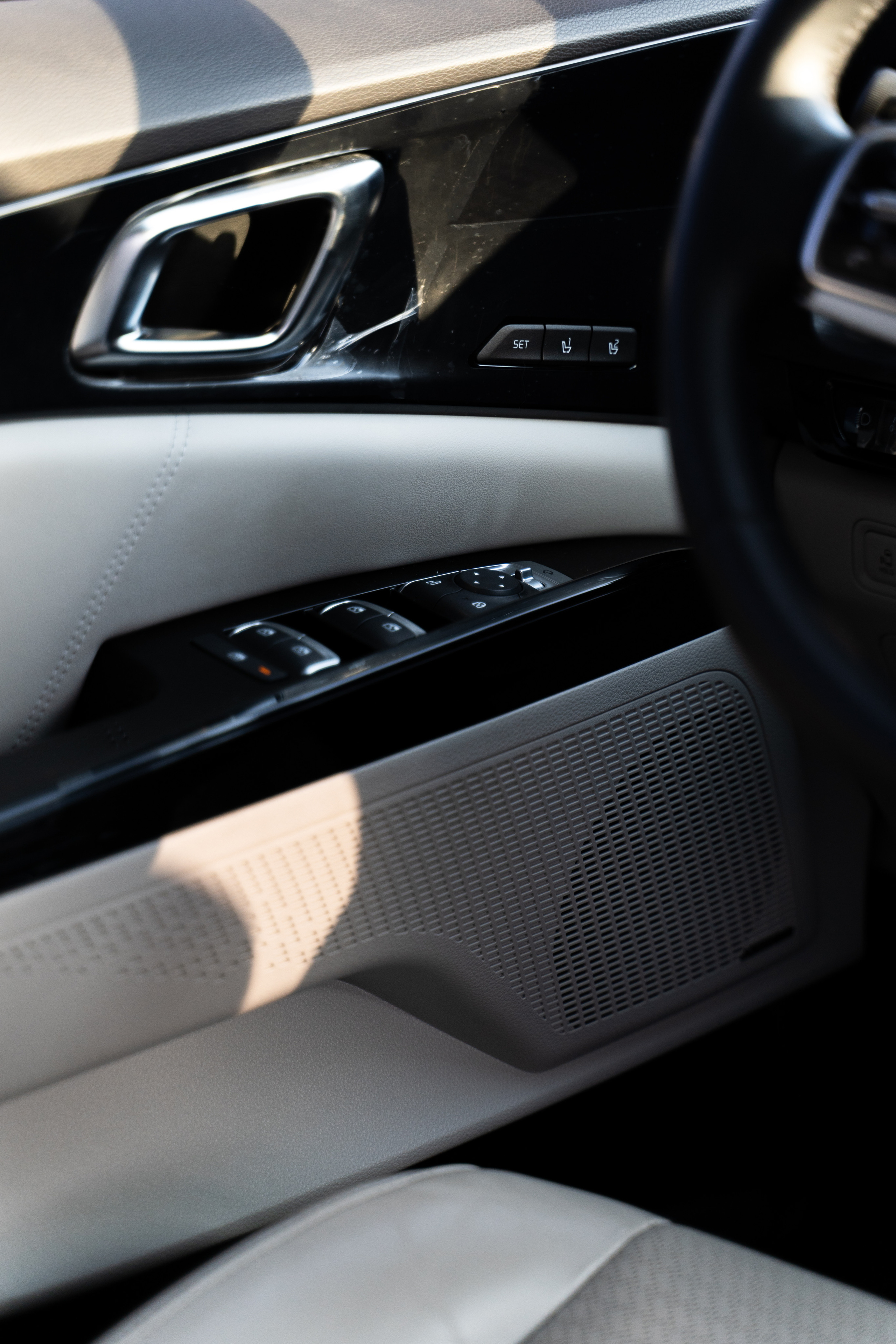 KIA carnival. Photographer & Videographer based in Ansan, South Korea