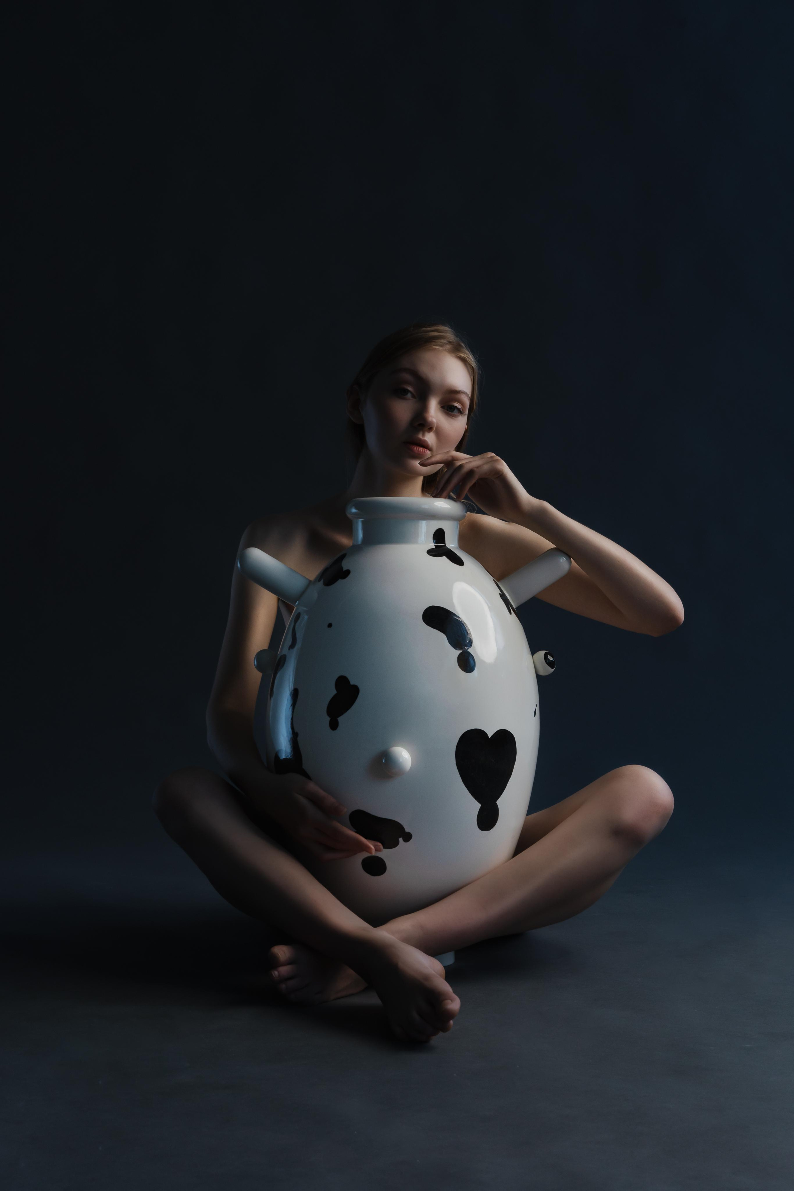 PALUNA vase. Photographer & Videographer based in Ansan, South Korea