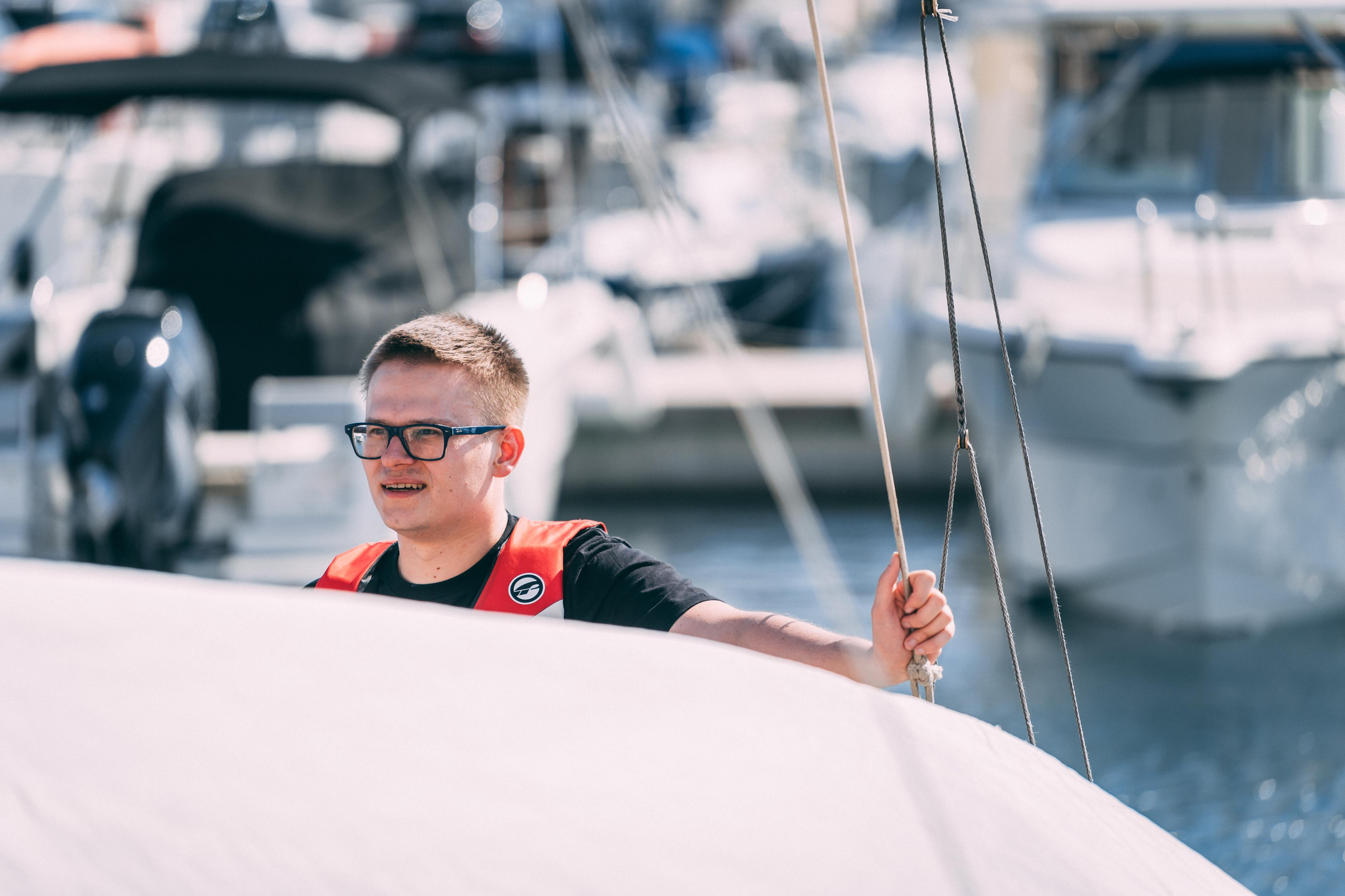 Yacht Corporate. Photographer & Videographer based in Ansan, South Korea