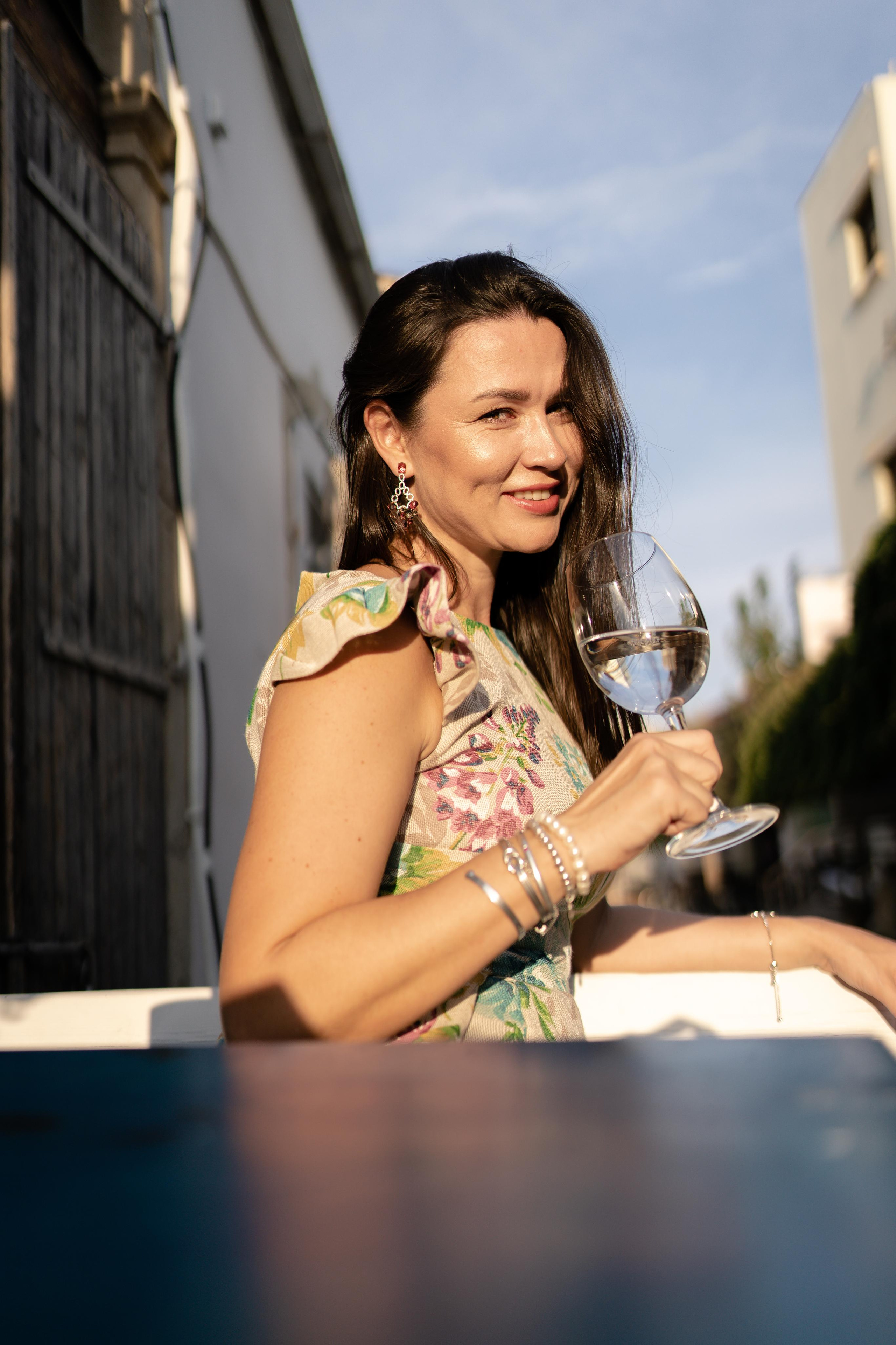 G Bar 2. Photographer & Videographer based in Ansan, South Korea