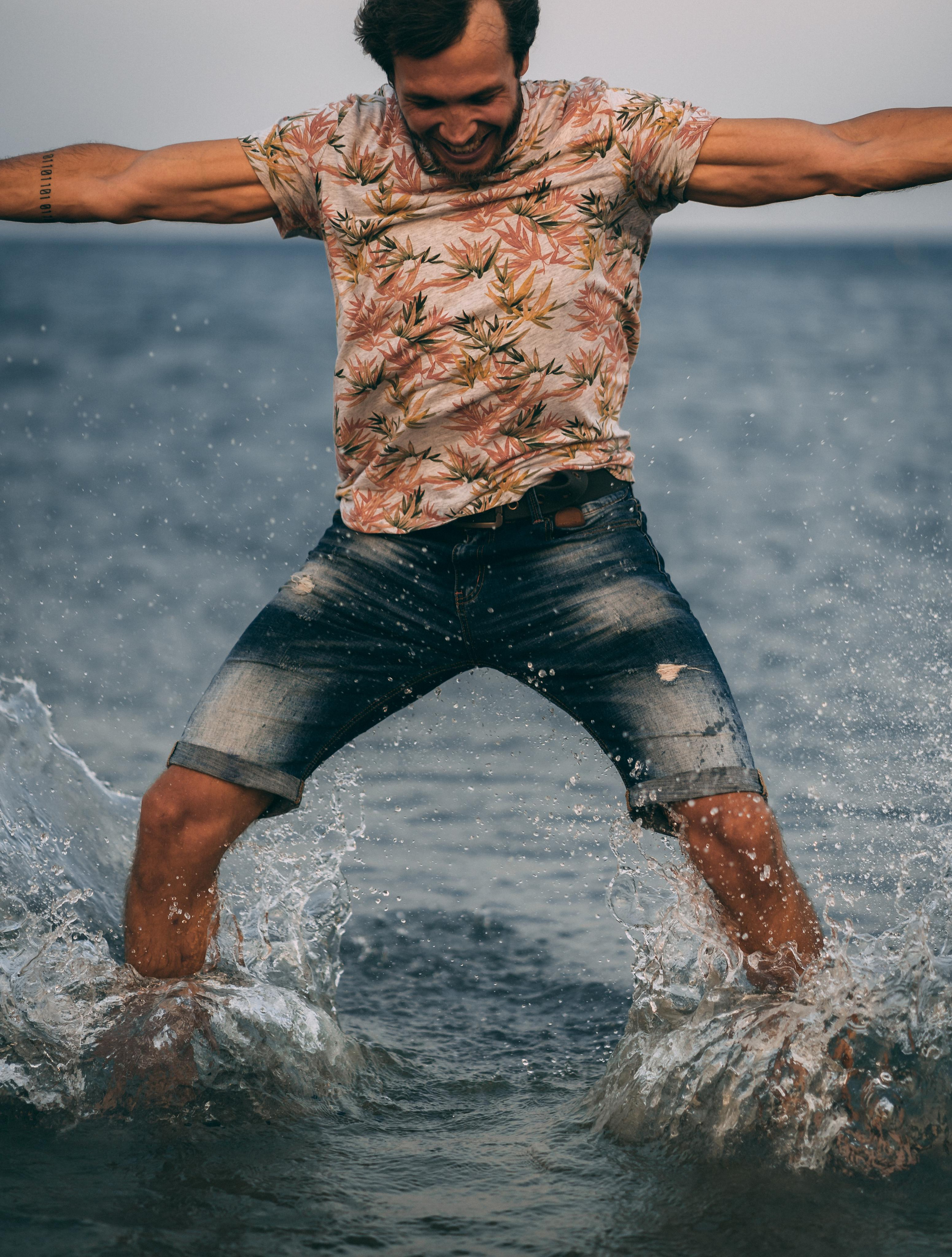 Ilya. Photographer & Videographer based in Ansan, South Korea