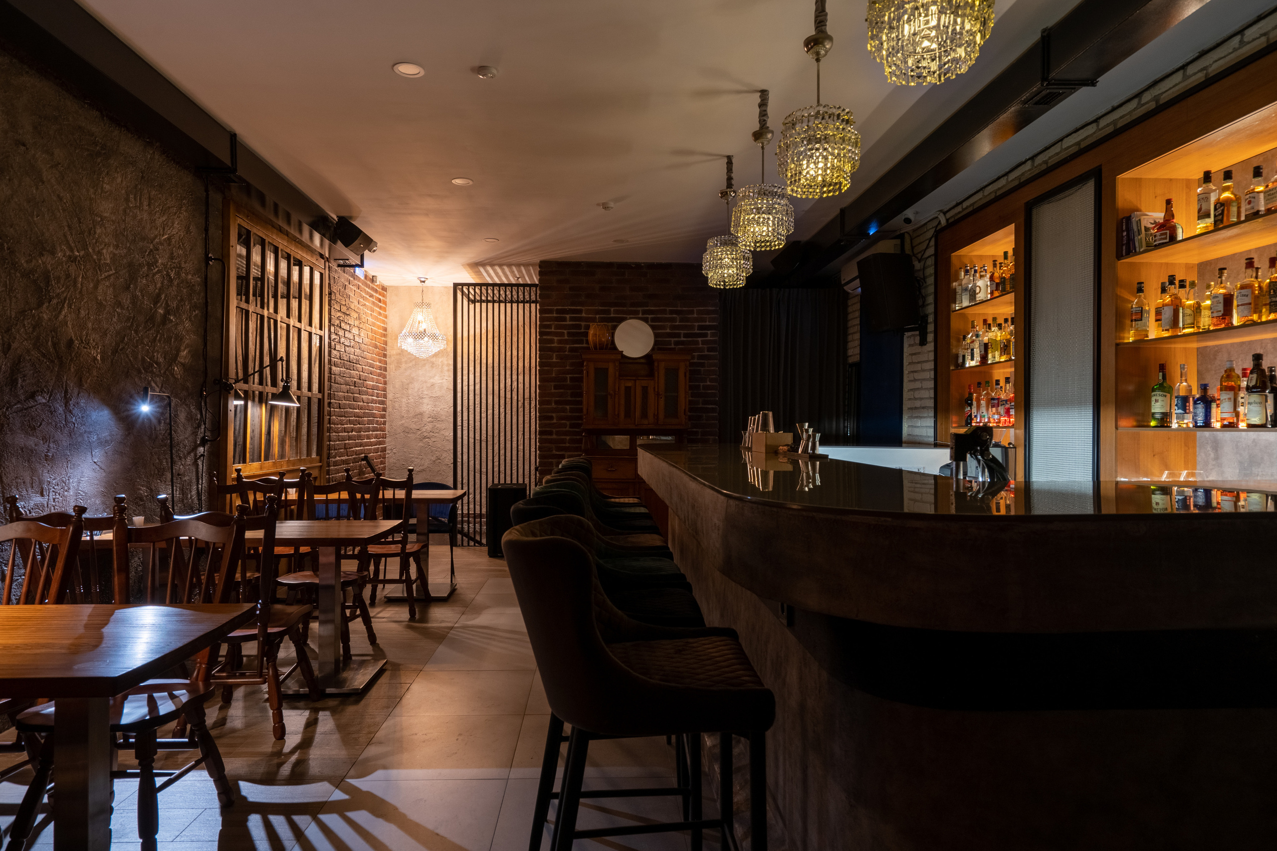 Pitier bar. Photographer & Videographer based in Ansan, South Korea