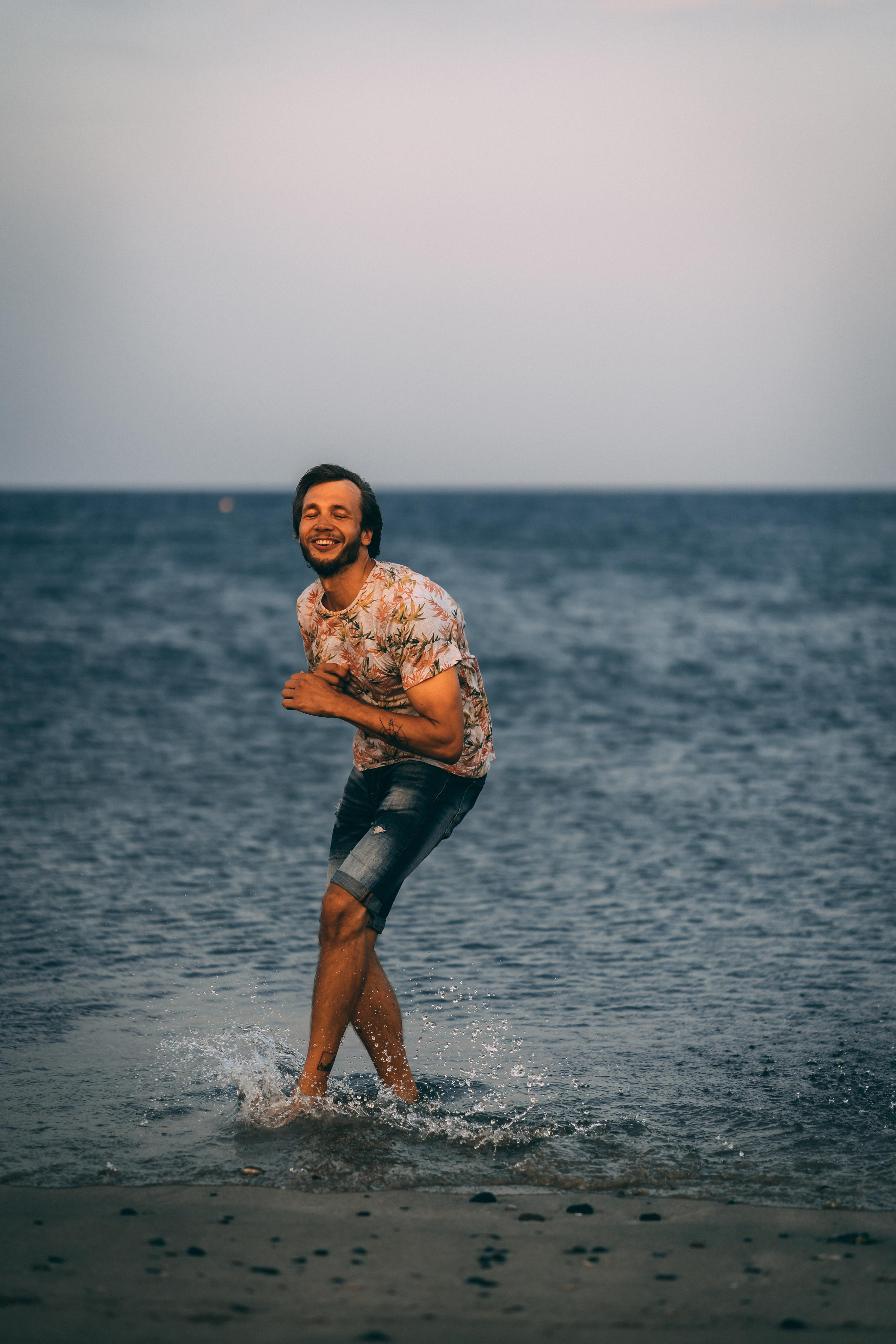 Ilya. Photographer & Videographer based in Ansan, South Korea