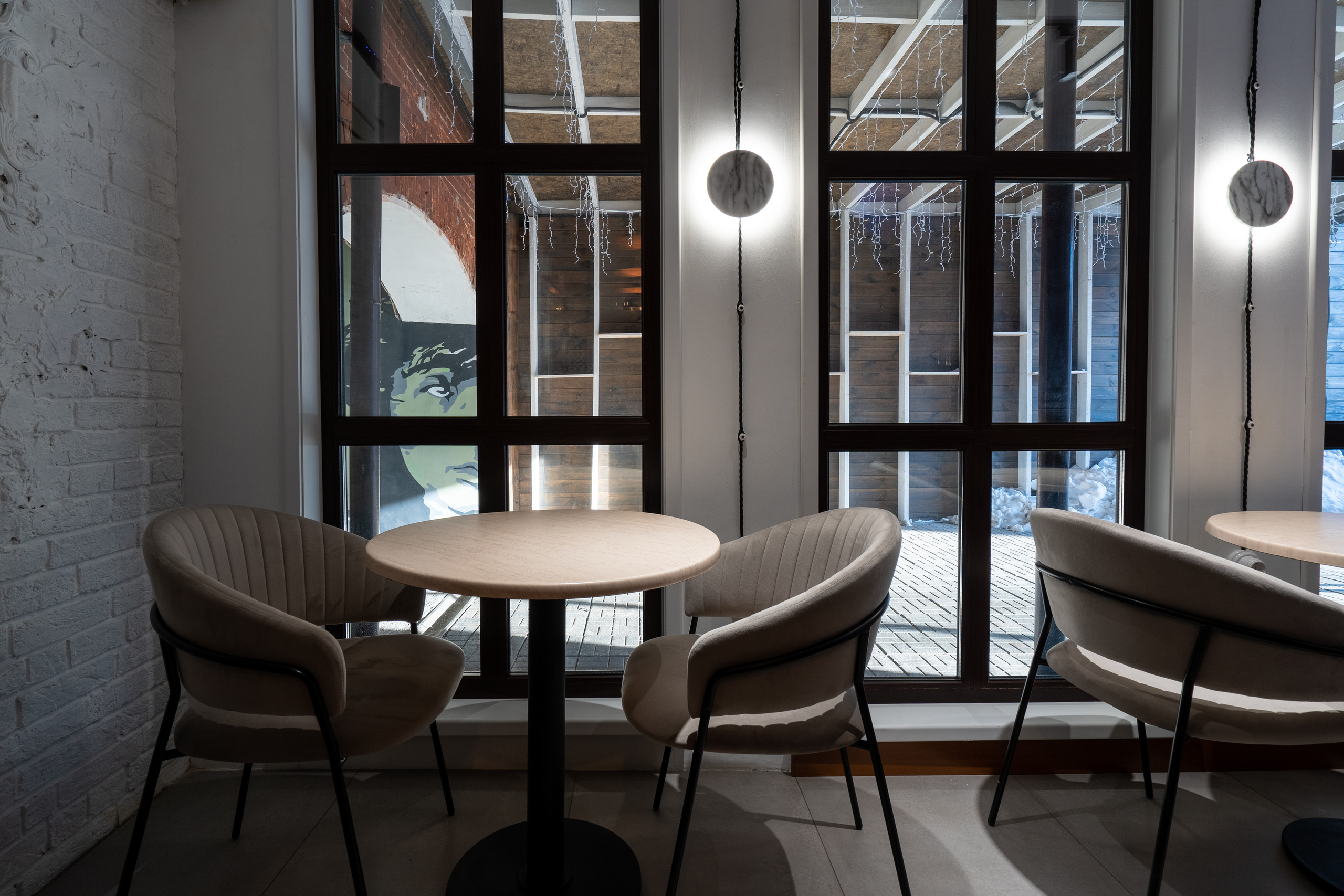 Pitier bar. Photographer & Videographer based in Ansan, South Korea