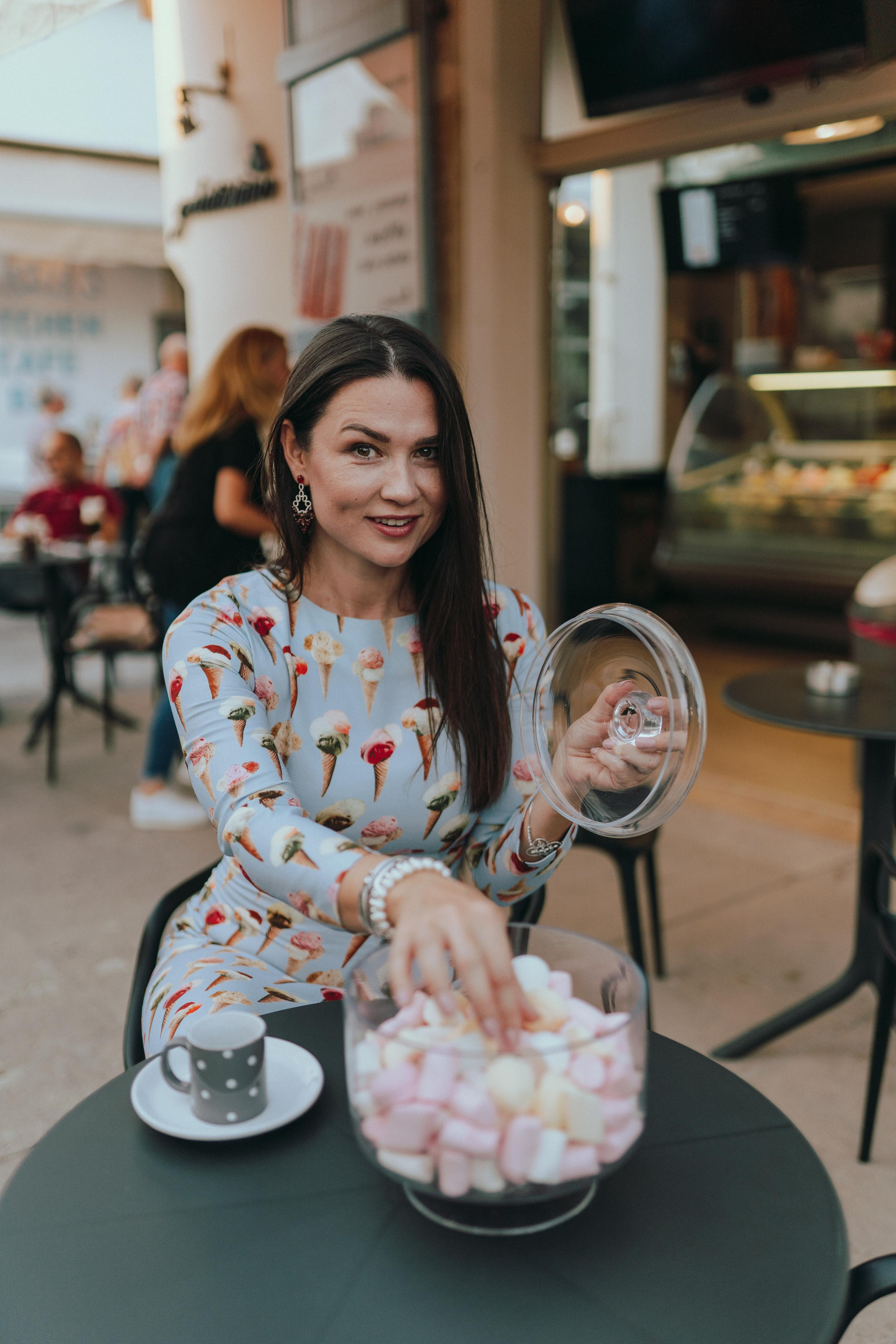 G Bar 2. Photographer & Videographer based in Ansan, South Korea