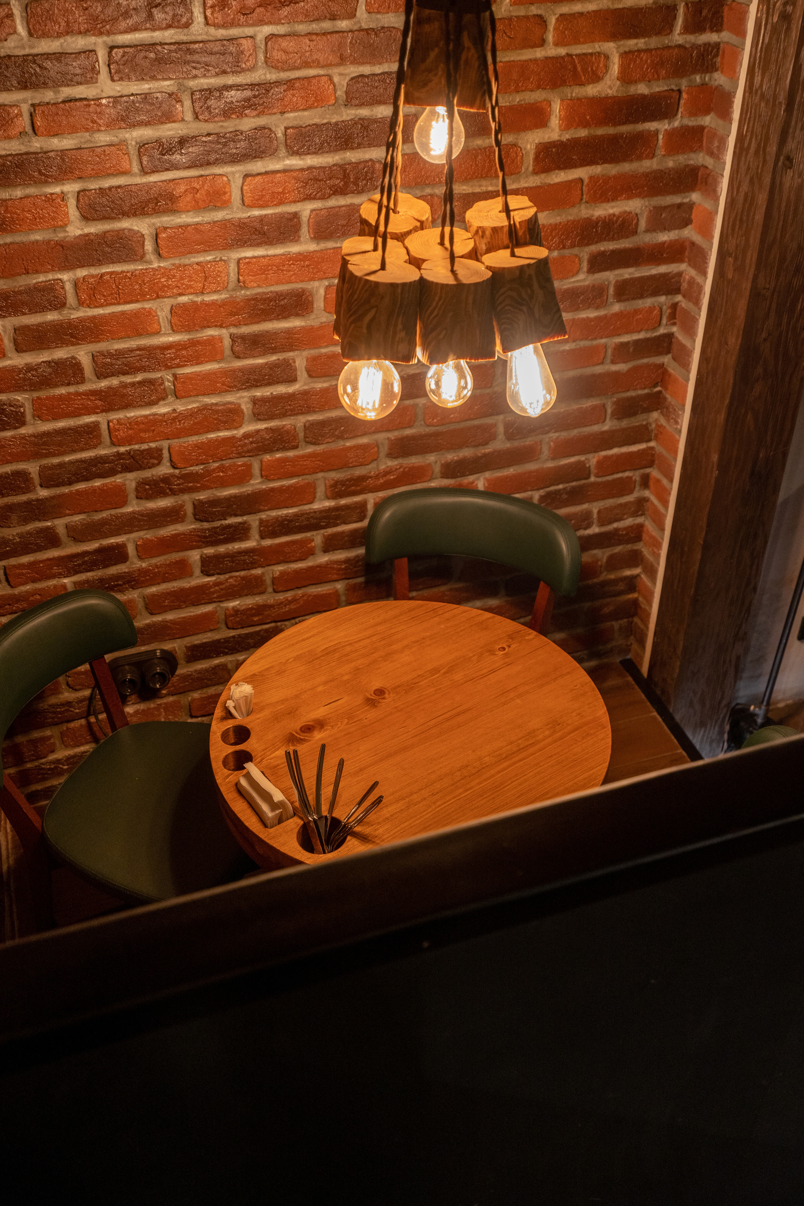 Pitier bar. Photographer & Videographer based in Ansan, South Korea