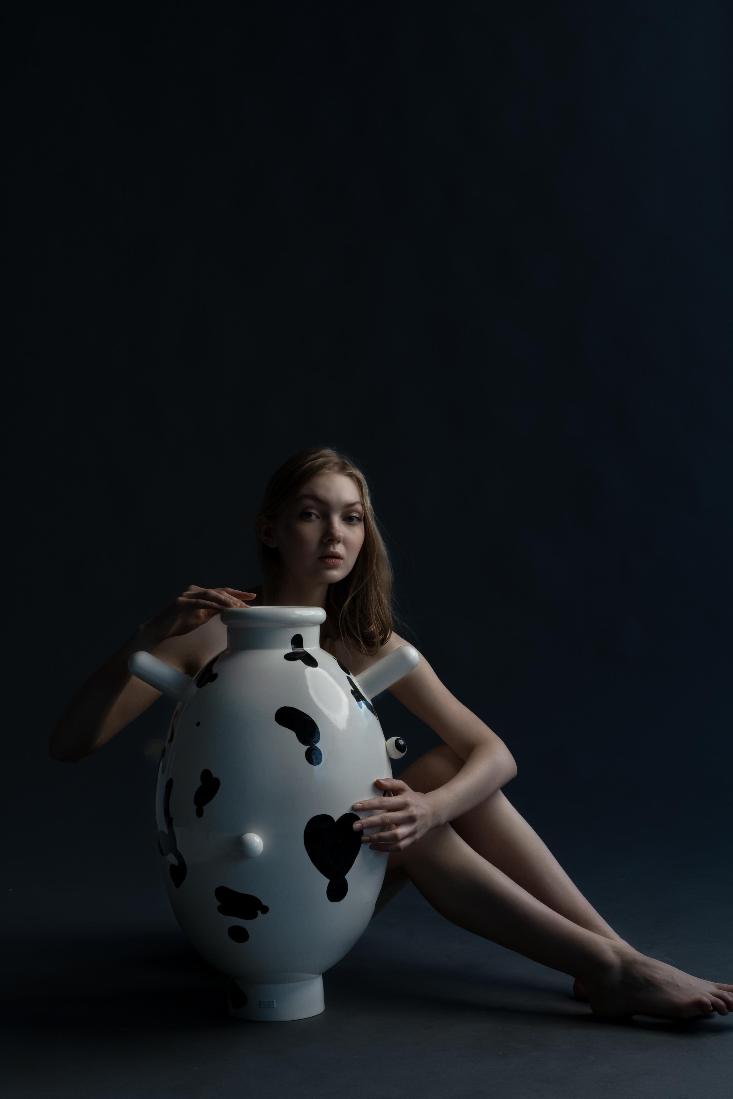 PALUNA vase. Photographer & Videographer based in Ansan, South Korea