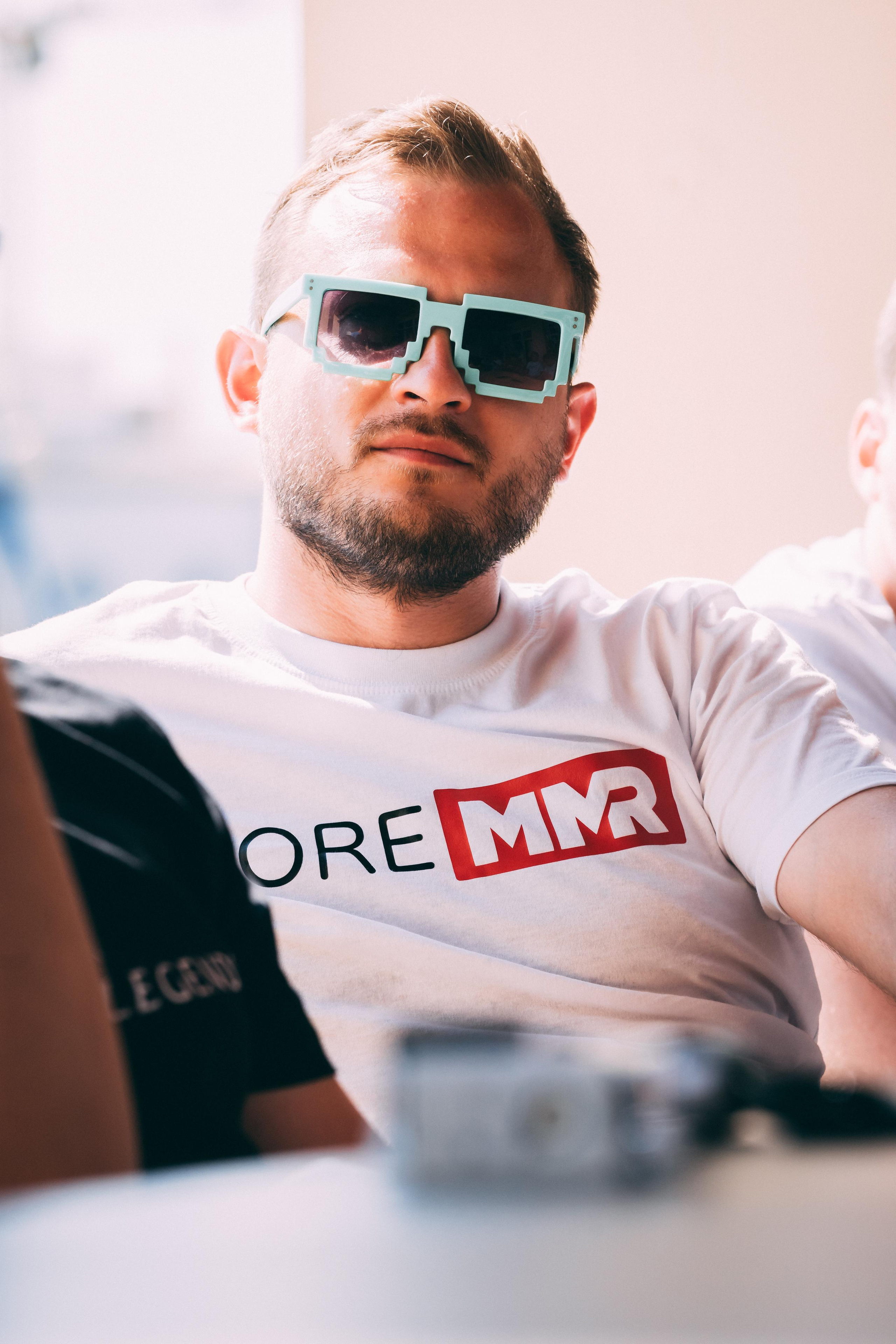 Yacht Corporate. Photographer & Videographer based in Ansan, South Korea