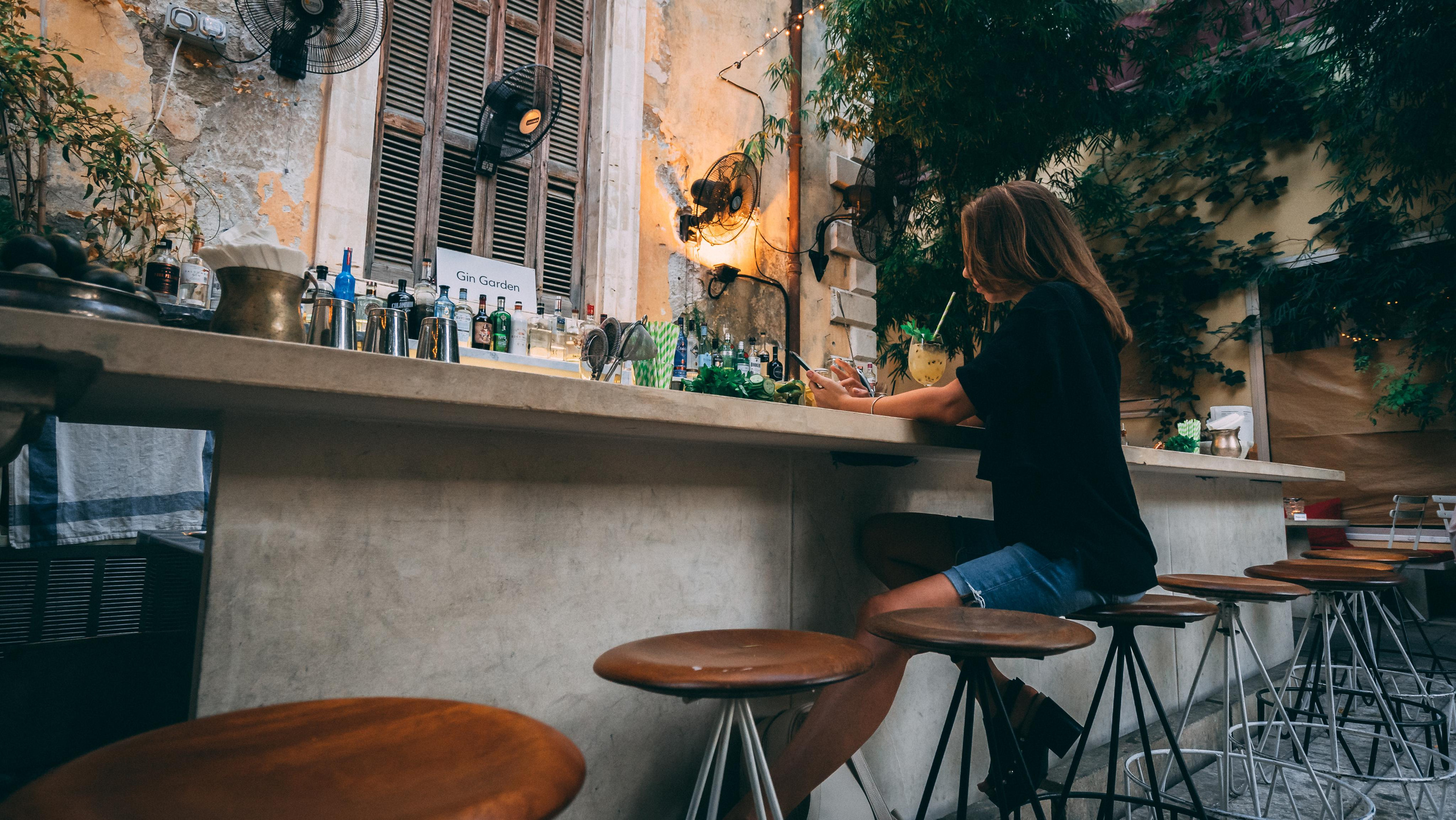 Katya F. Photographer & Videographer based in Ansan, South Korea