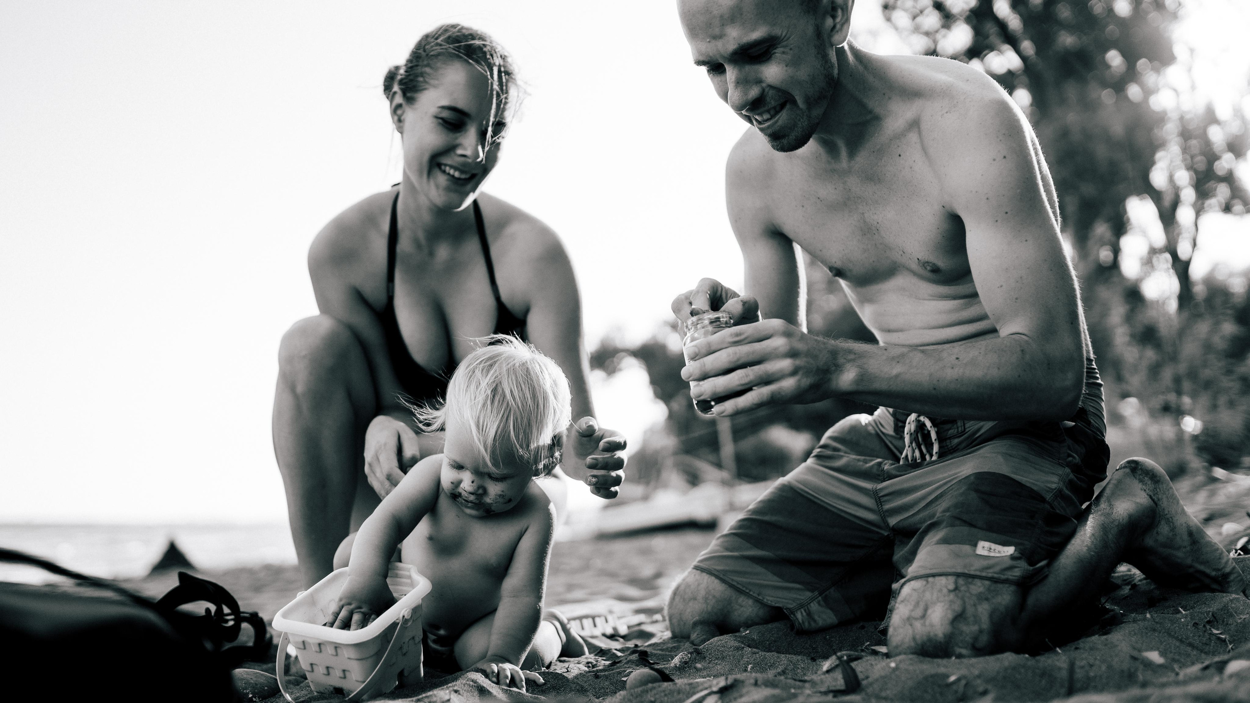 Dasha & Tolya. Photographer & Videographer based in Ansan, South Korea