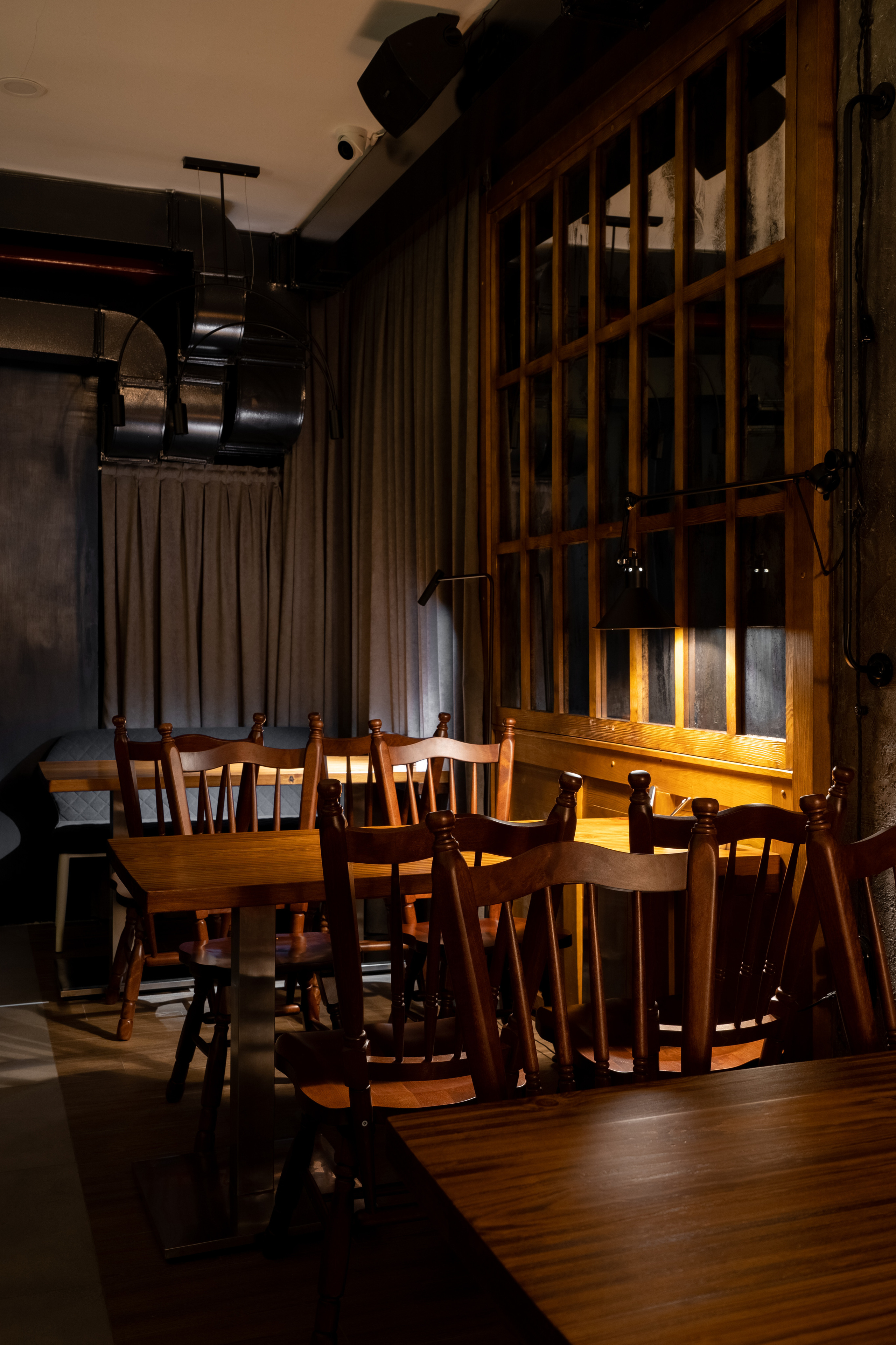 Pitier bar. Photographer & Videographer based in Ansan, South Korea