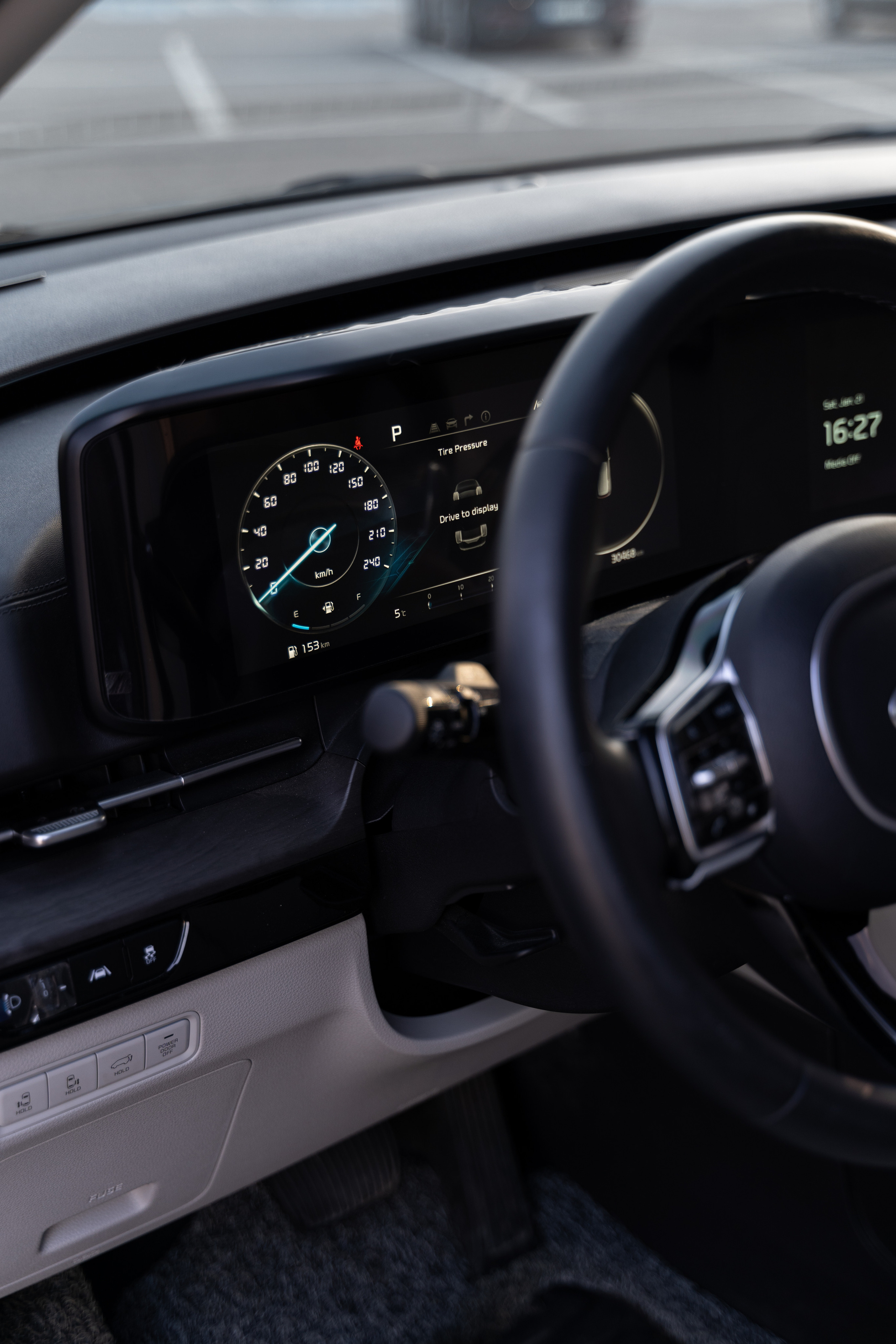 KIA carnival. Photographer & Videographer based in Ansan, South Korea