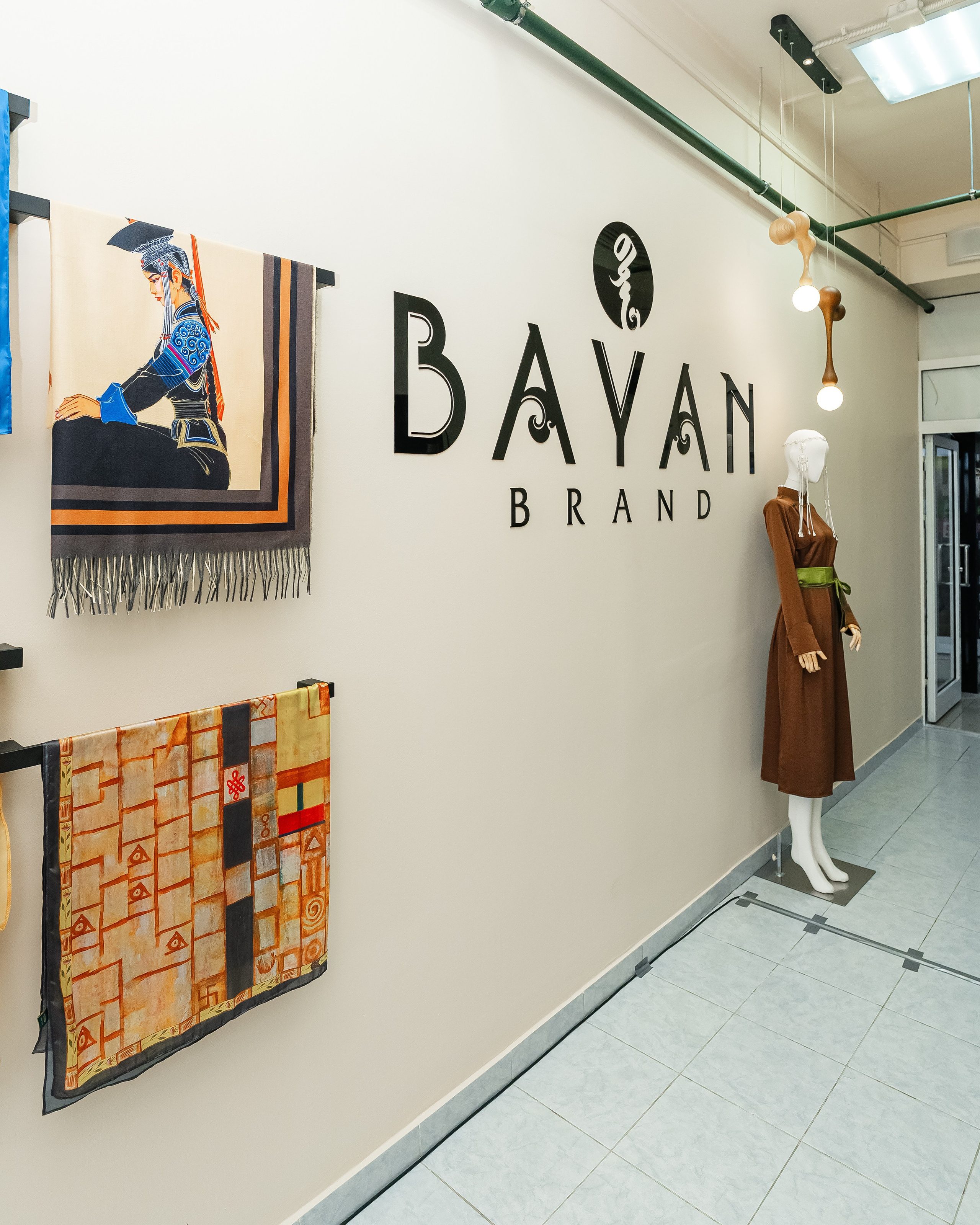 Открытие магазина «BayanBrand@. Фотограф и видеограф в Улан-Удэ: Аюна Габагуева и Артём Шаханов