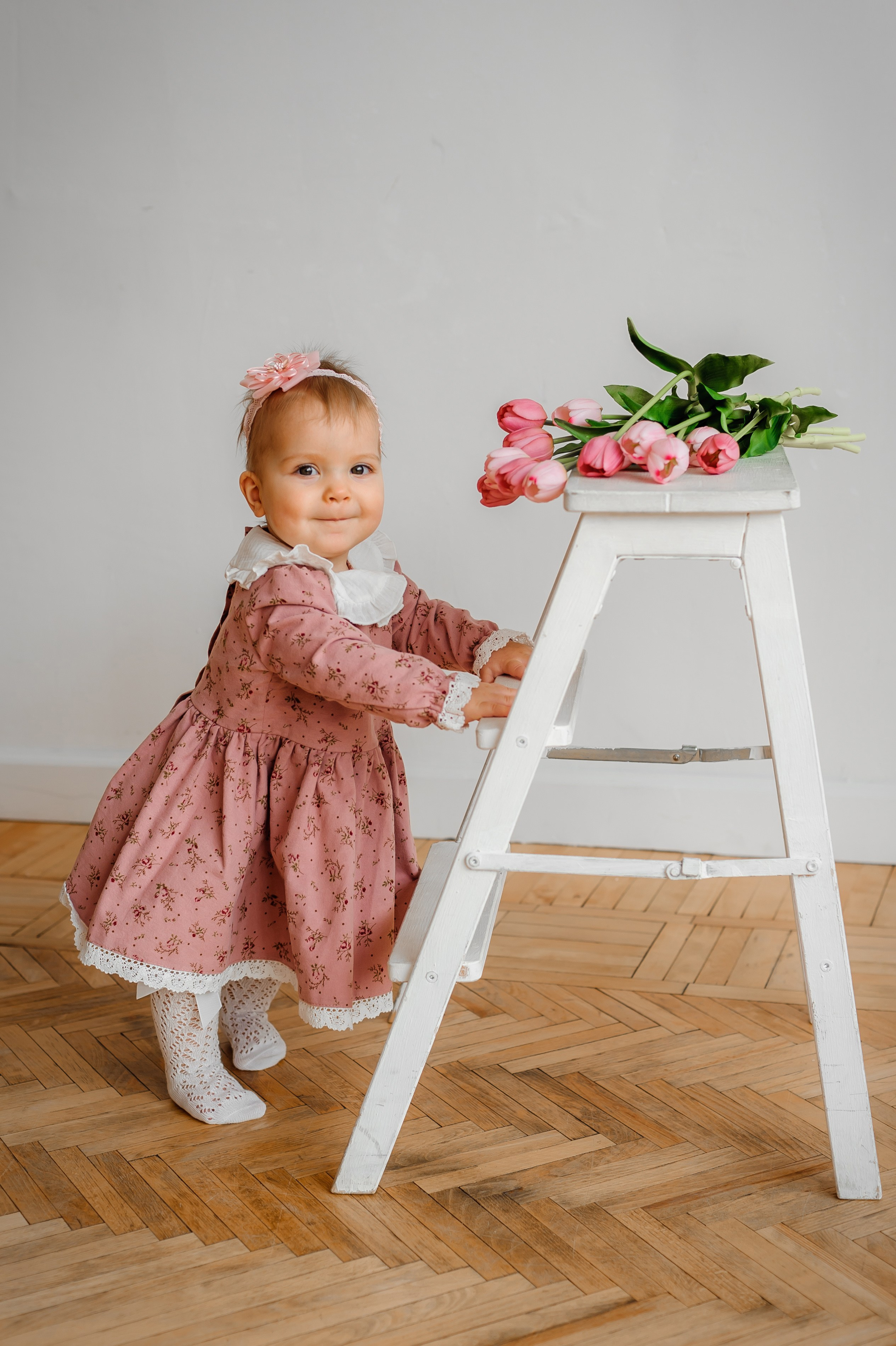 Детский и семейный фотограф в Рязани Валя Лялина. Фотограф новорождённых в Рязани, фотосъемка выписки из роддома, крещен