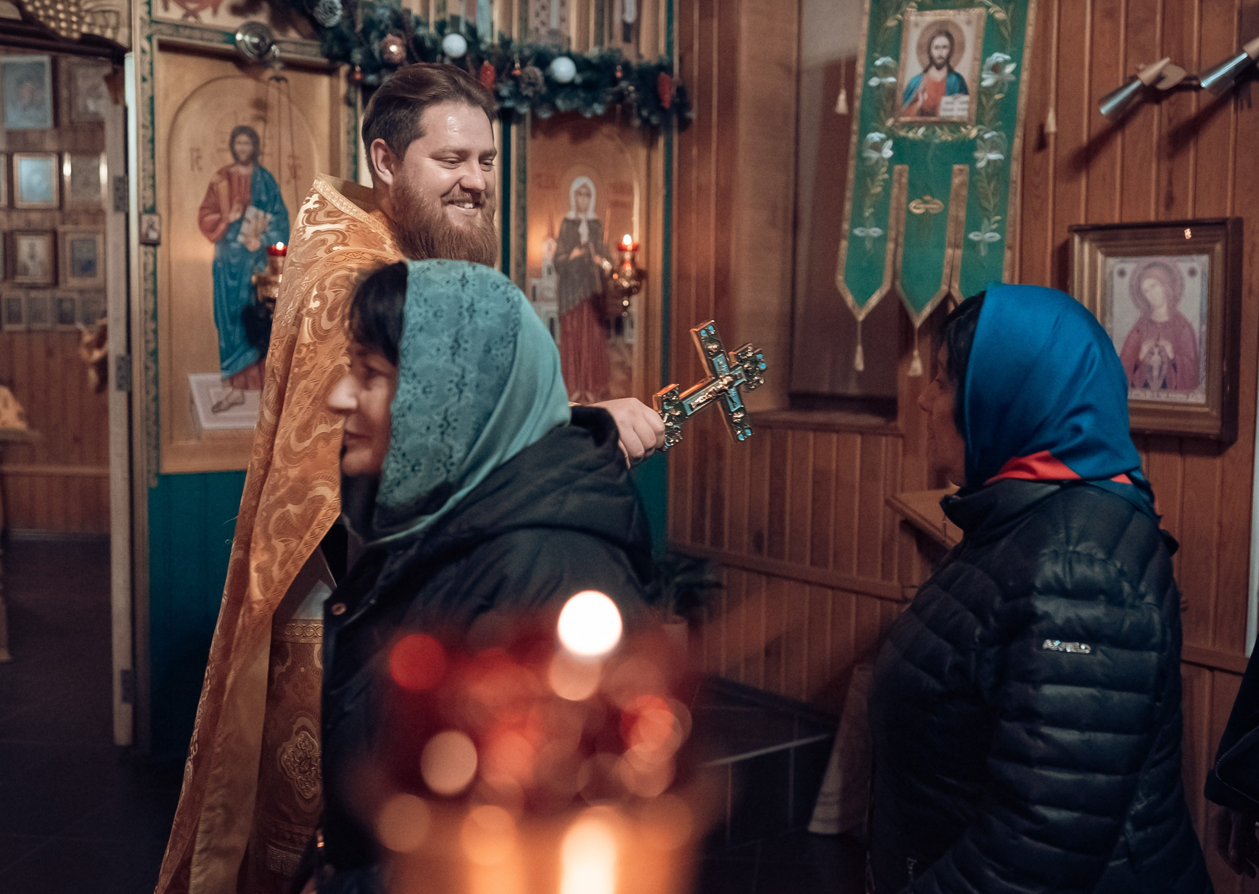 Ночная Божественная Литургия в день памяти Свт.Спиридона Тримифунтского, Севастополь. Церковный фотограф Севастополь