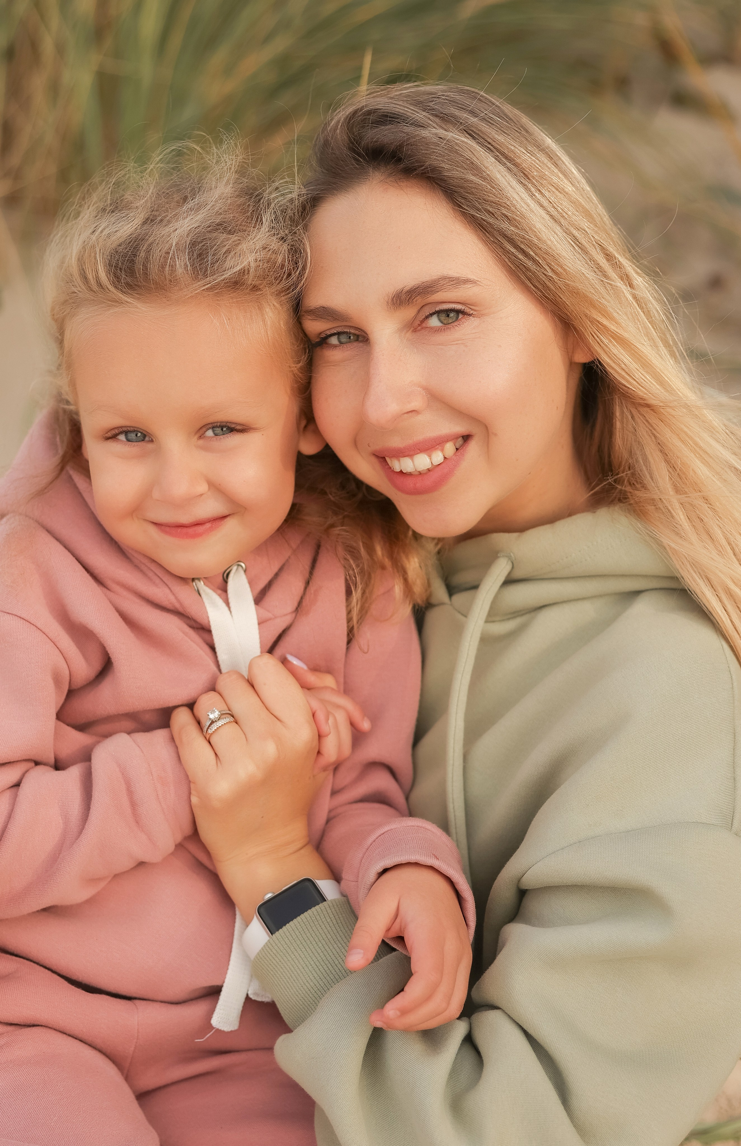Марина и Ксюша — Куршская коса/Королевский бор. Семейный фотограф в Калининграде Никазакова Ольга