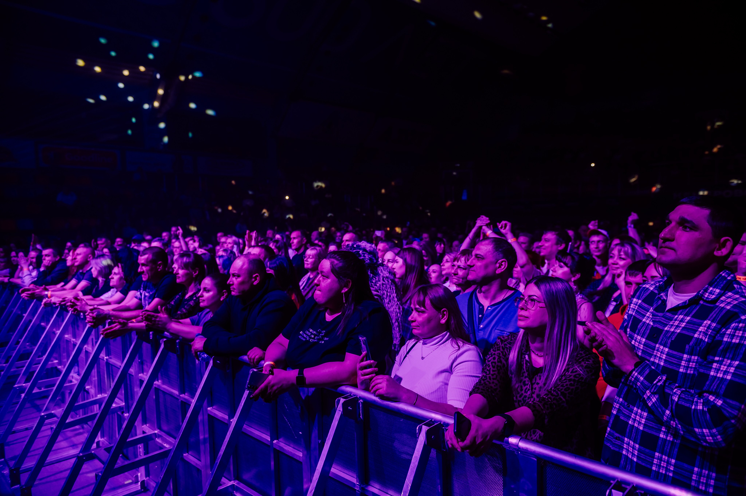 Дискач 90-х в Кемерово, СРК Арена. Детский фотограф, семейный фотограф и репортажи в Кемерово