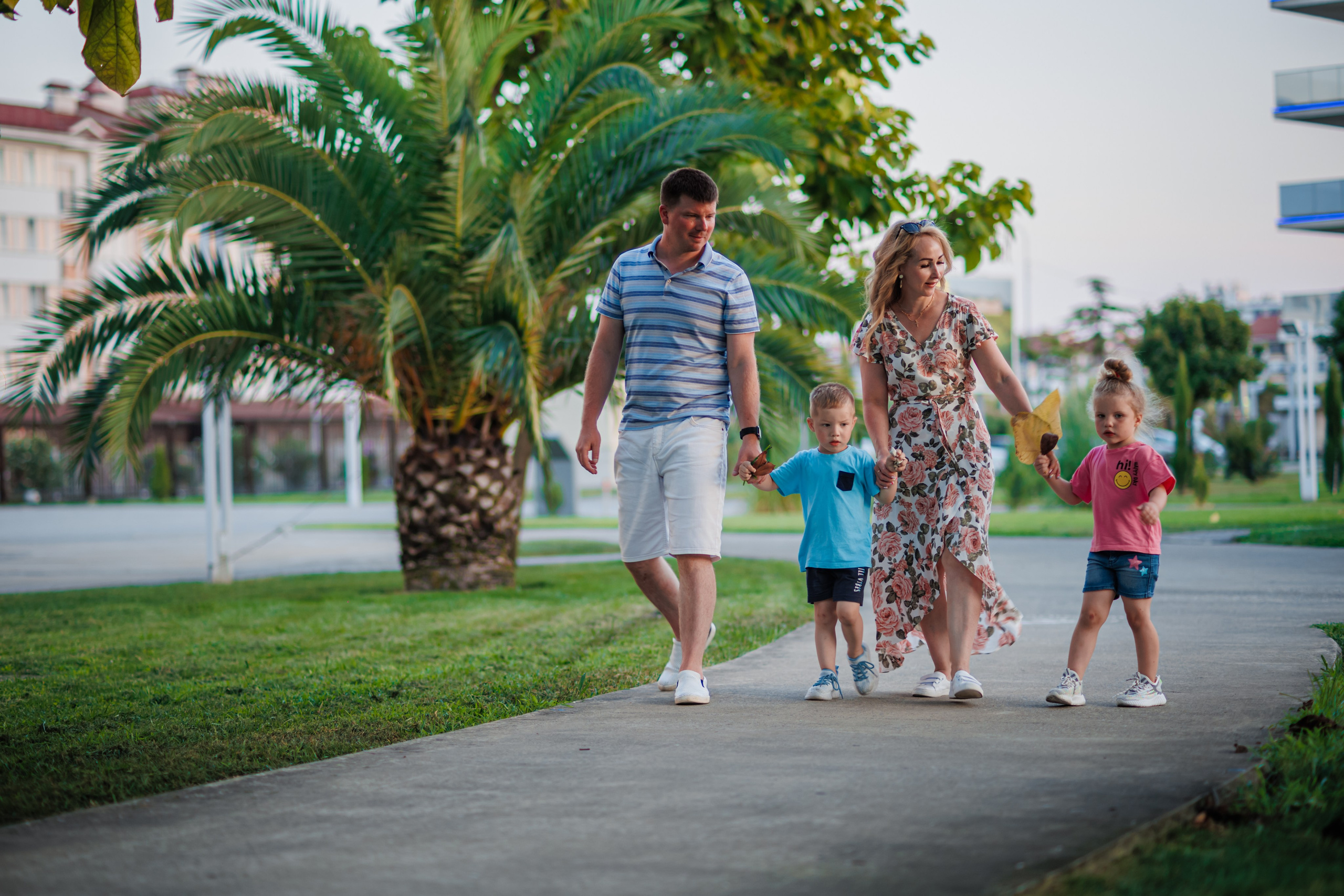 Elena Family. Лента
