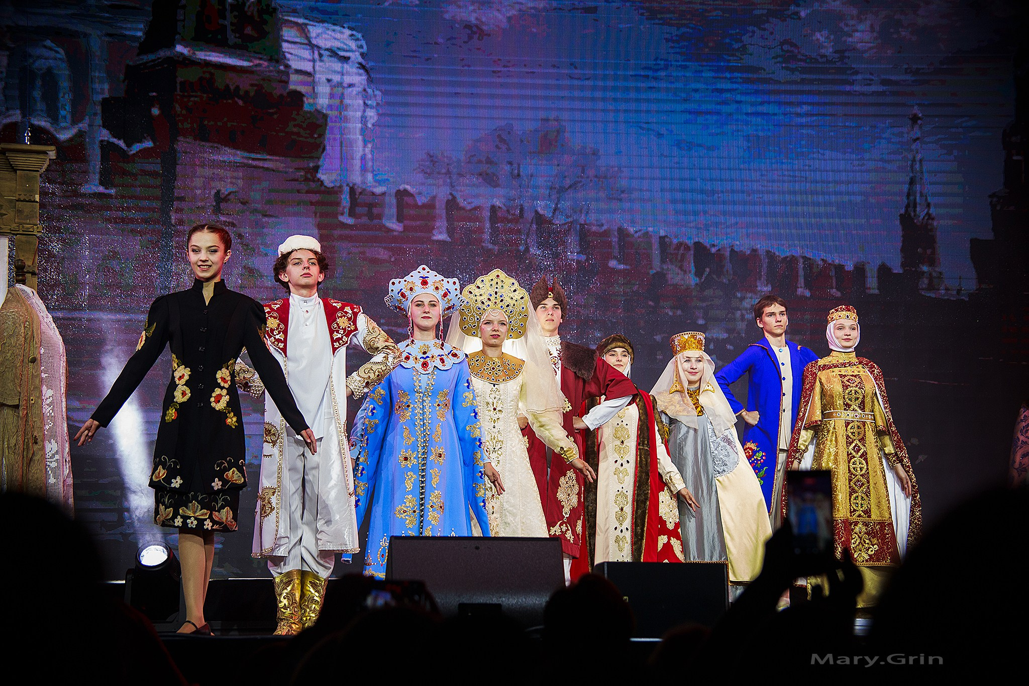 Подиумный спектакль «стиль Надежды» 2025. Детский и семейный фотограф, фотограф мероприятий Нижний Новгород