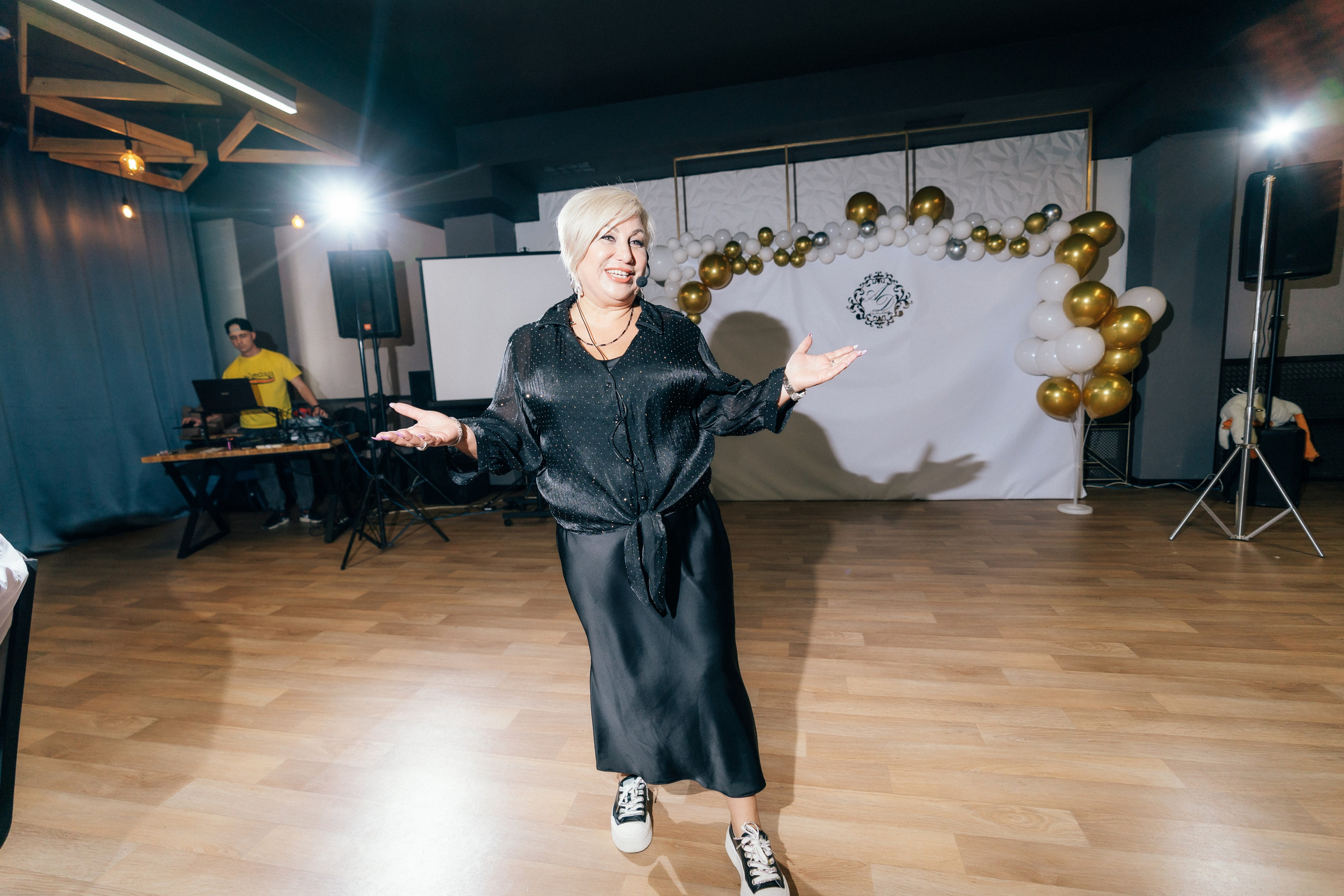 Красный кабриолет. Фотограф Ангарск Иркутск Ксения Король