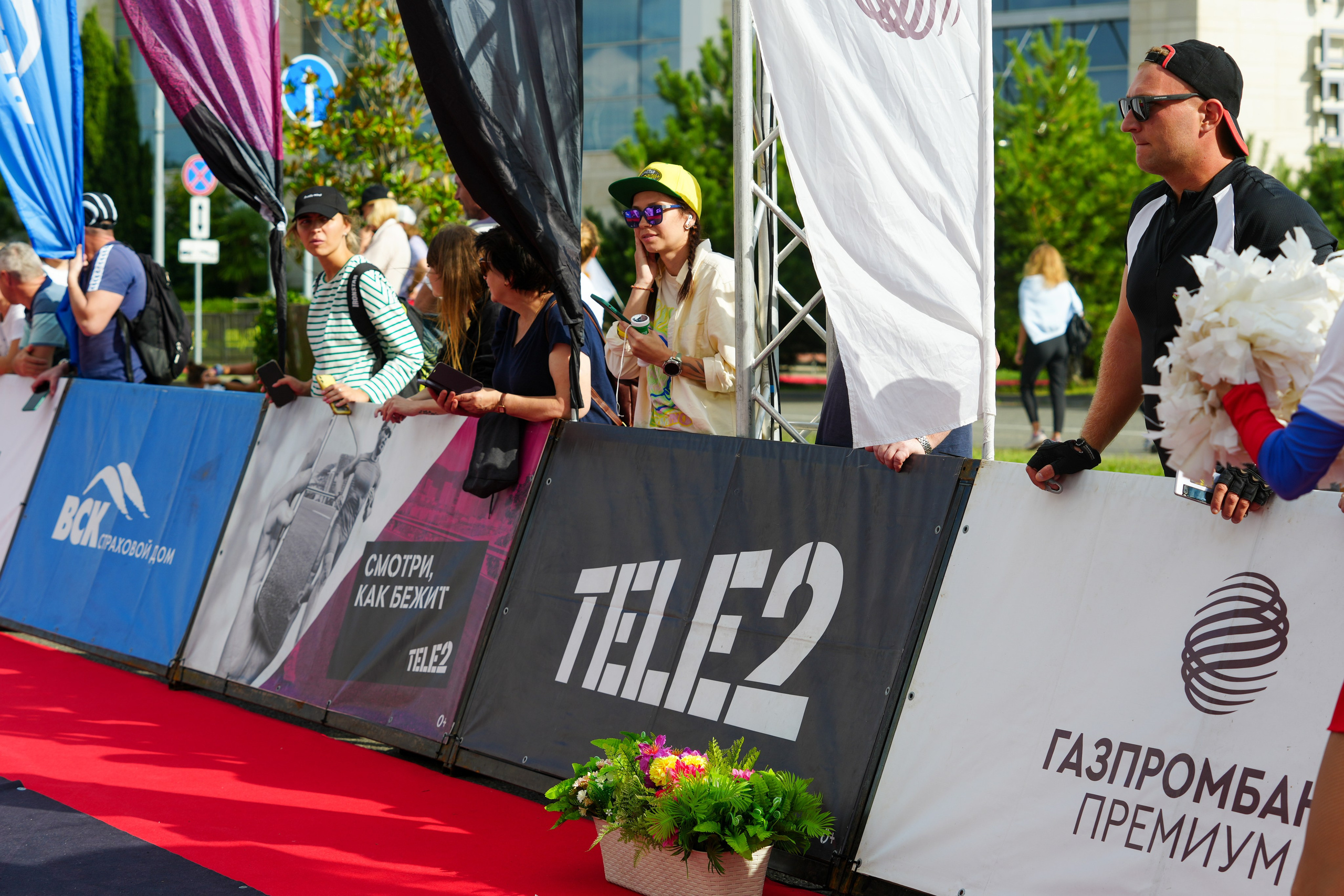 Фотоотчет партнерской интеграции для компании TELE2 на фестивале Ironstar. Репортажный фотограф в Красной Поляне и Сочи Павлюченко Екатерина