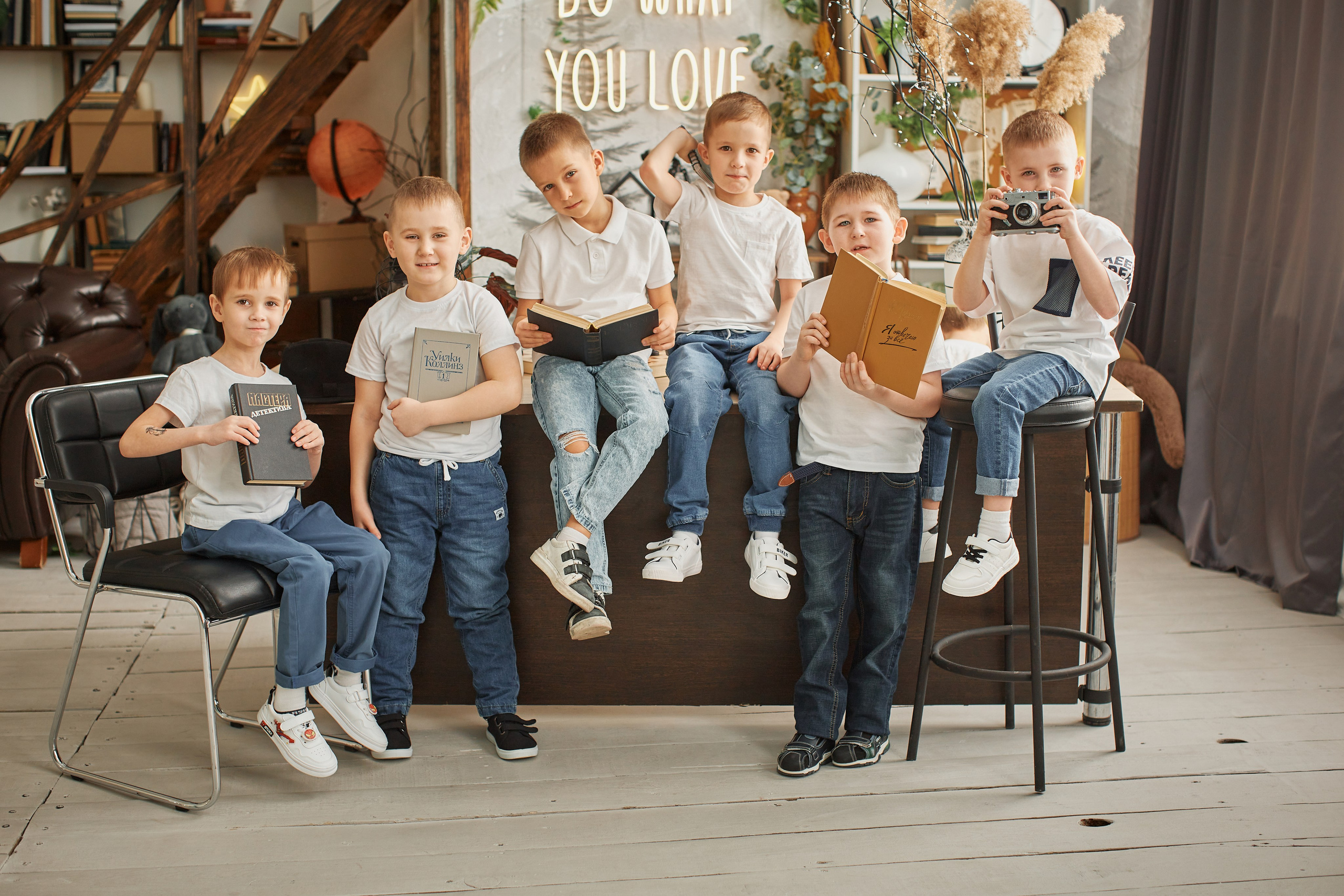 Групповые. Выпускные альбомы в городе Курган для всех