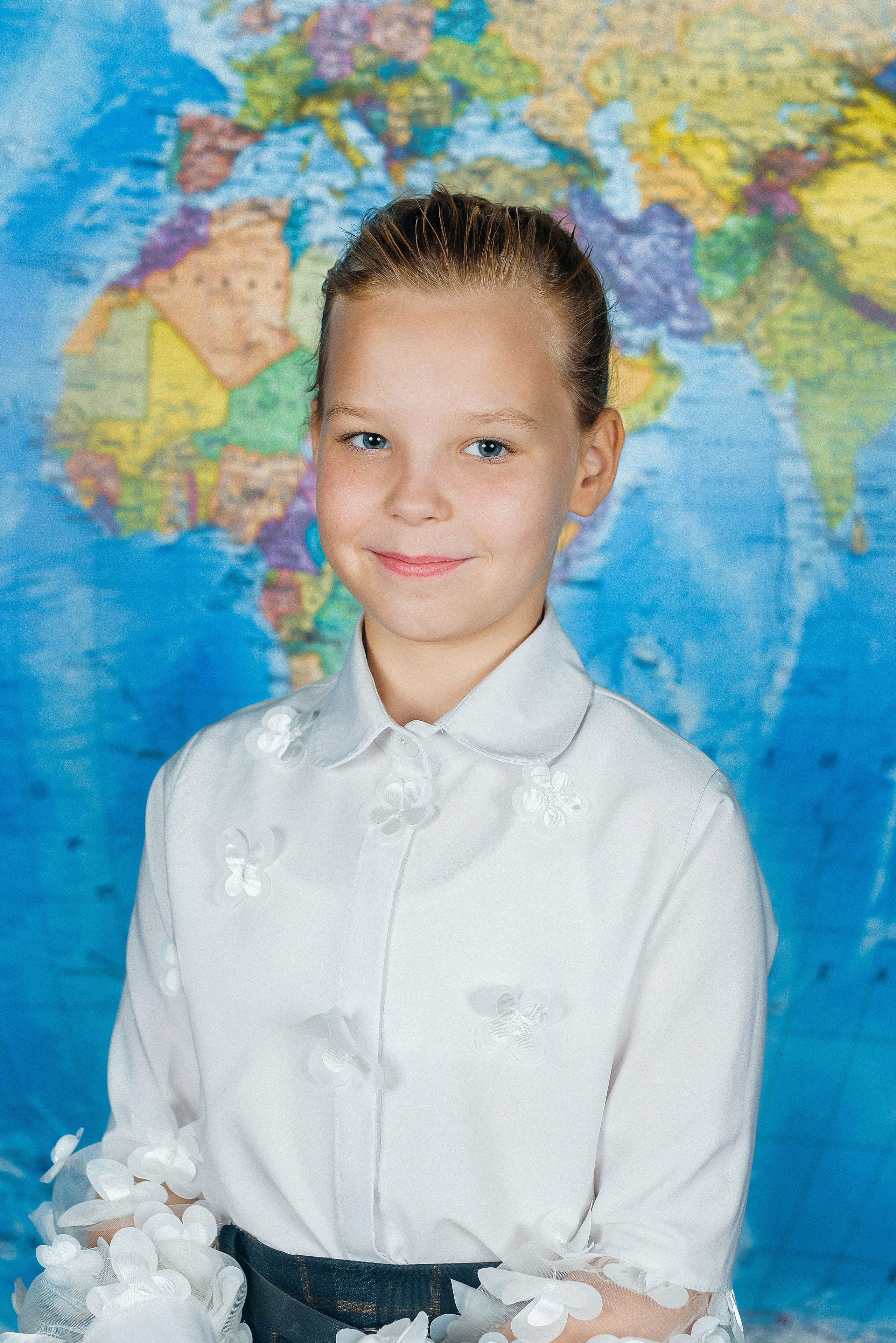 На фоне карты. Семейный фотограф в Барнауле