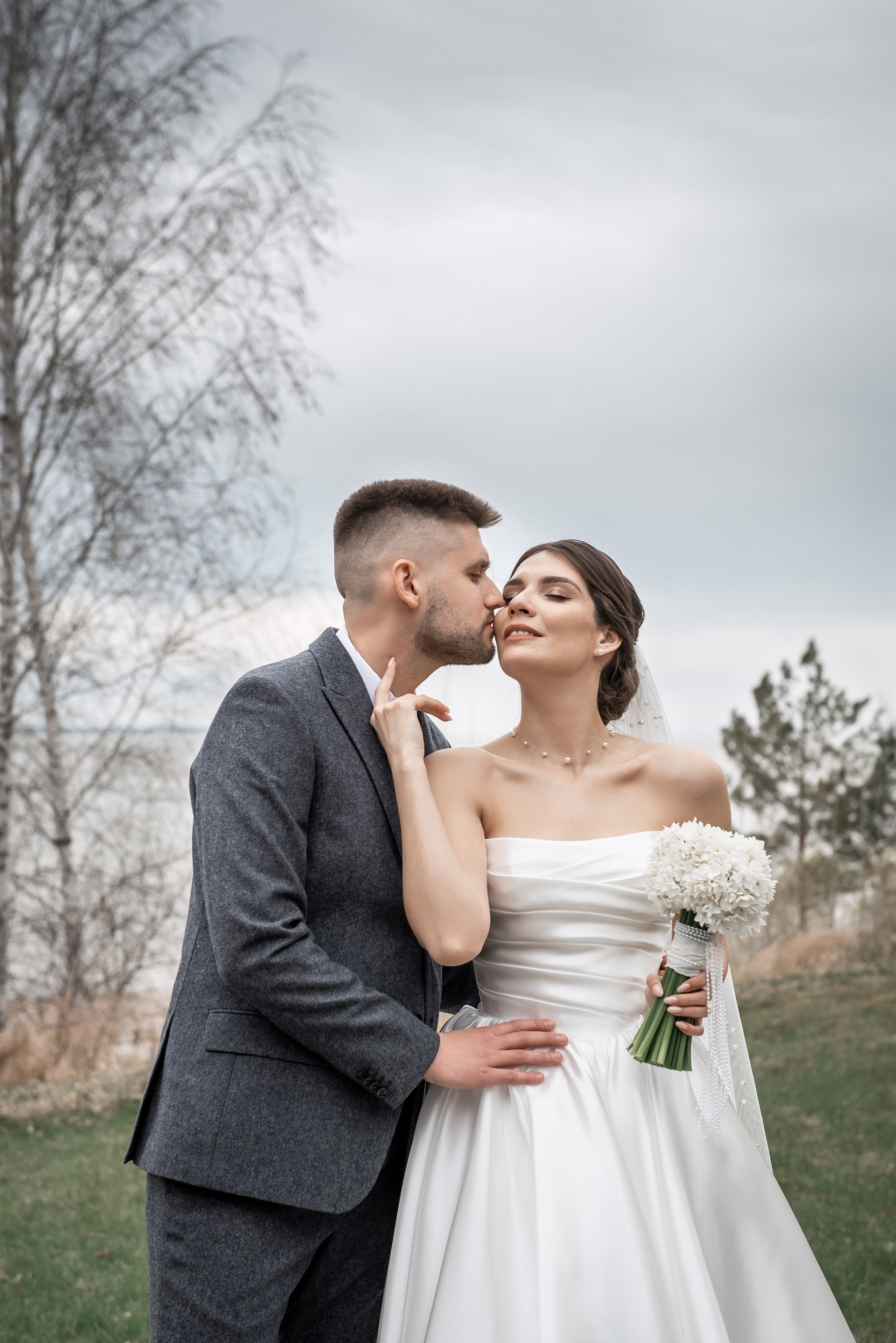 Егор и Екатерина 27.04.25. Свадебный фотограф в Новосибирске. Александра Верхушина