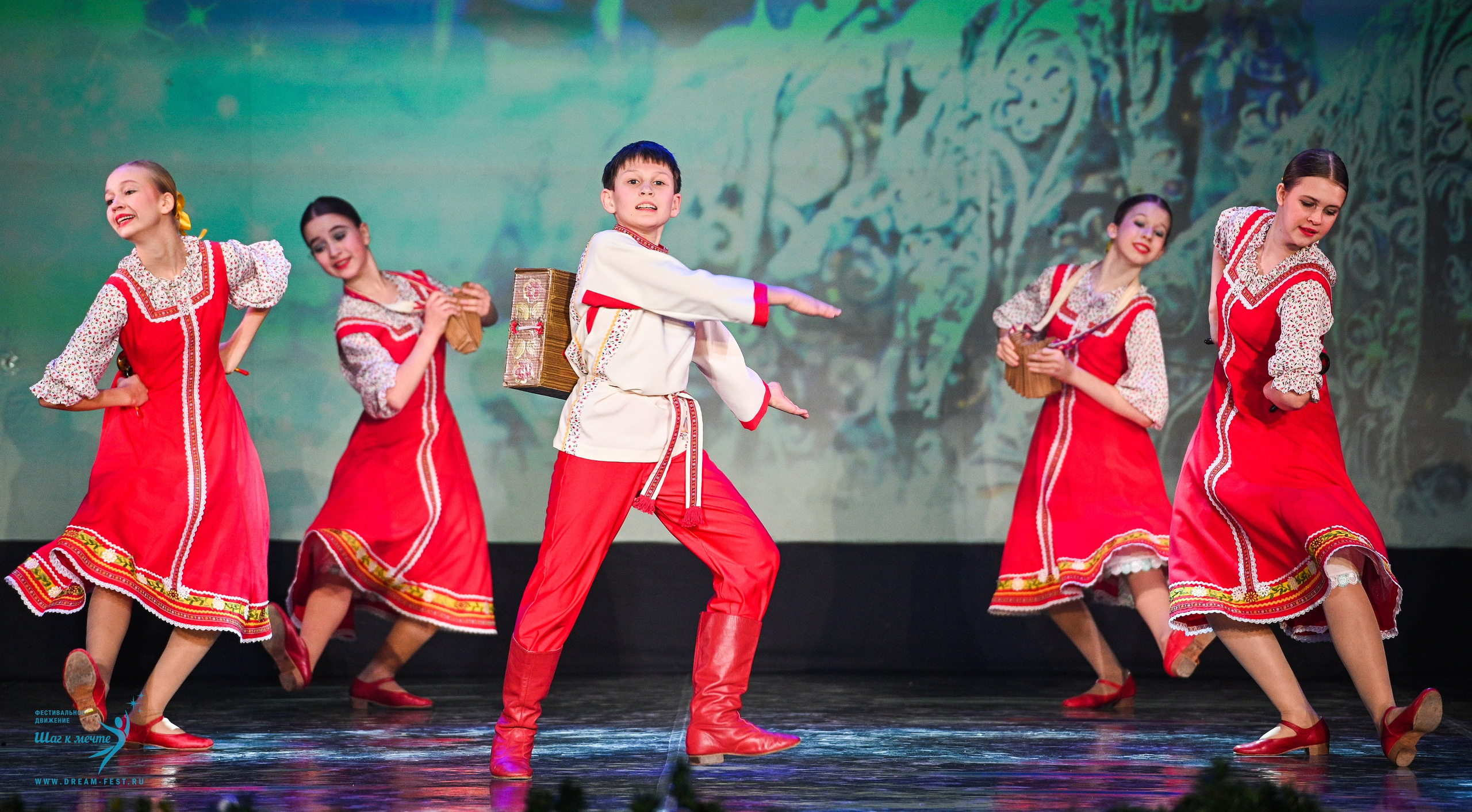 18.01.2025-19.01.2025 Фестивальное движение «Шаг к мечте» г. Кострома. Медиастудия Фото Концепт