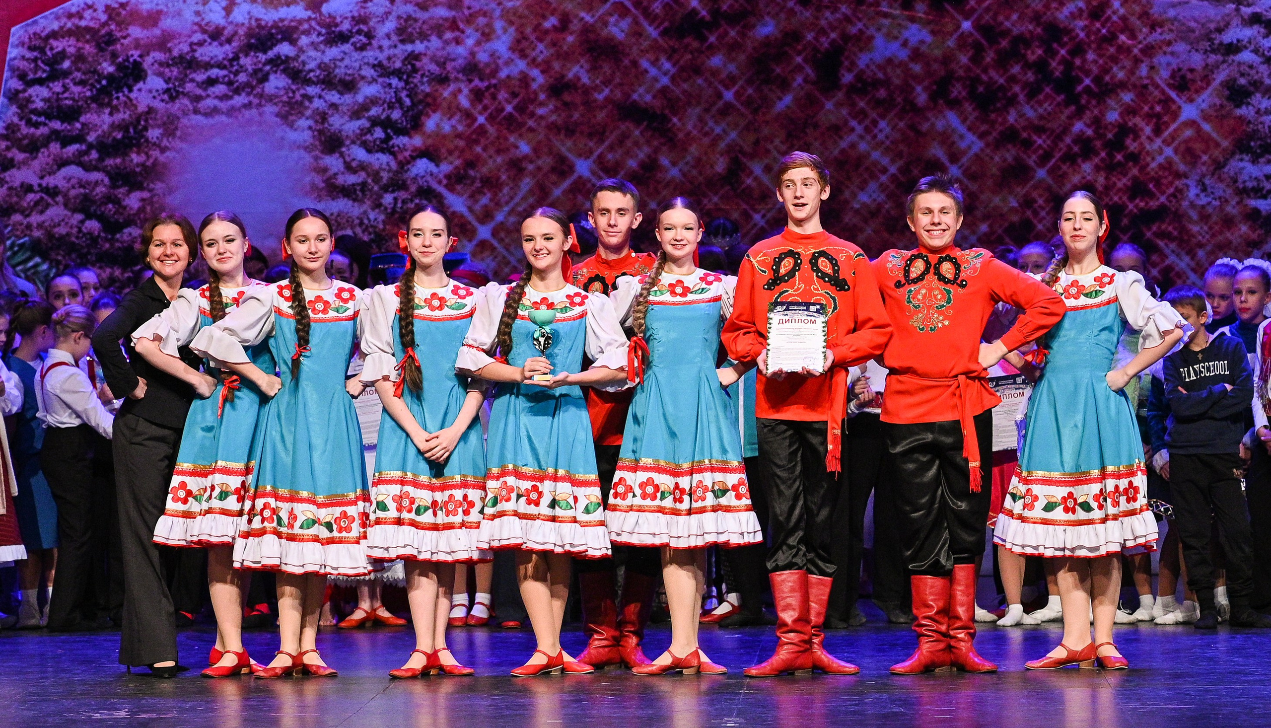 14.11.2024 «Новогодний Звездопад Талантов» Фестивальное движение «Шаг к мечте» г. Москва. Медиастудия Фото Концепт