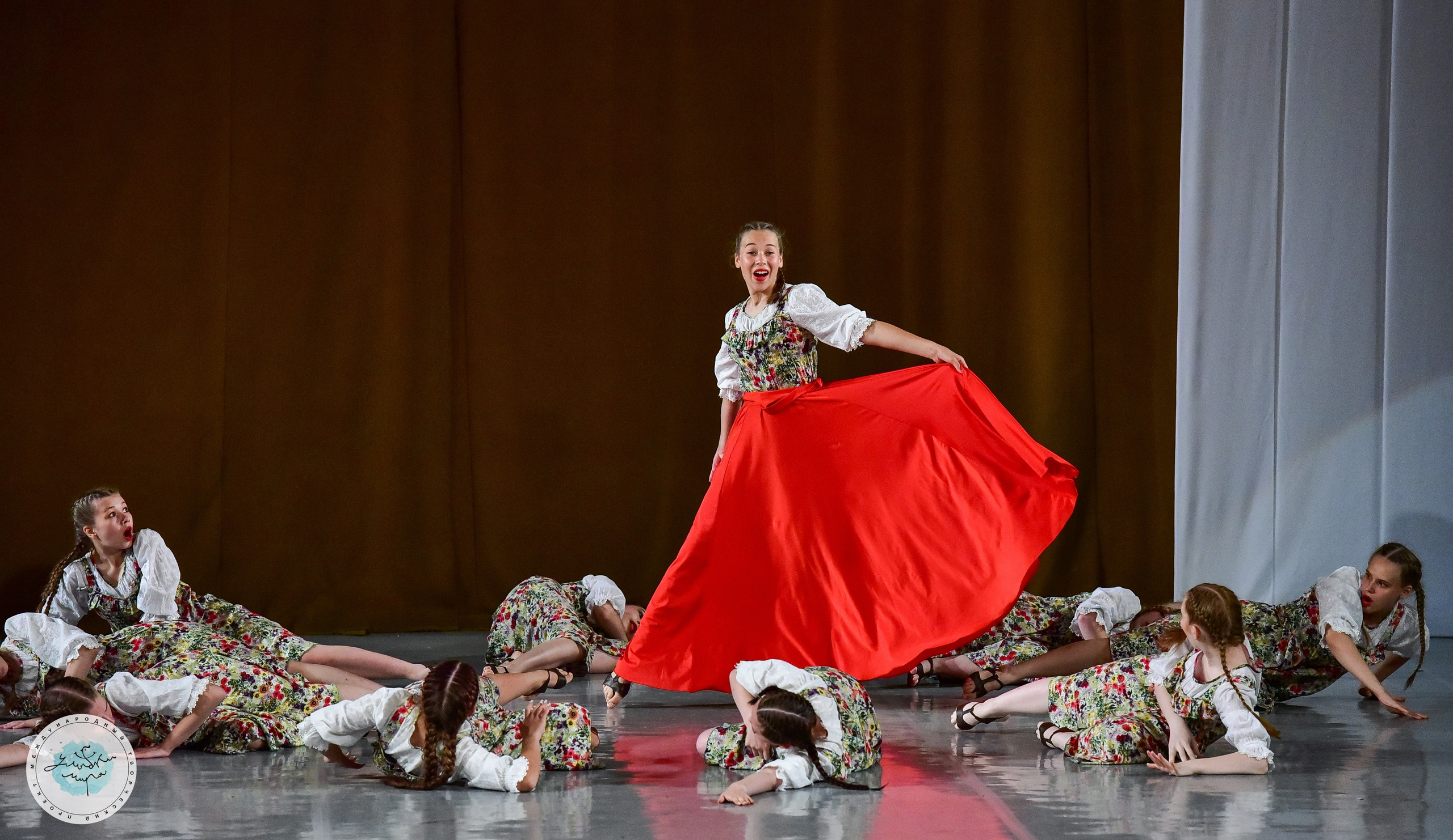 04.07.2024 Финал Международного творческого проекта «Улыбки Мира» г. СПБ. Медиастудия Фото Концепт