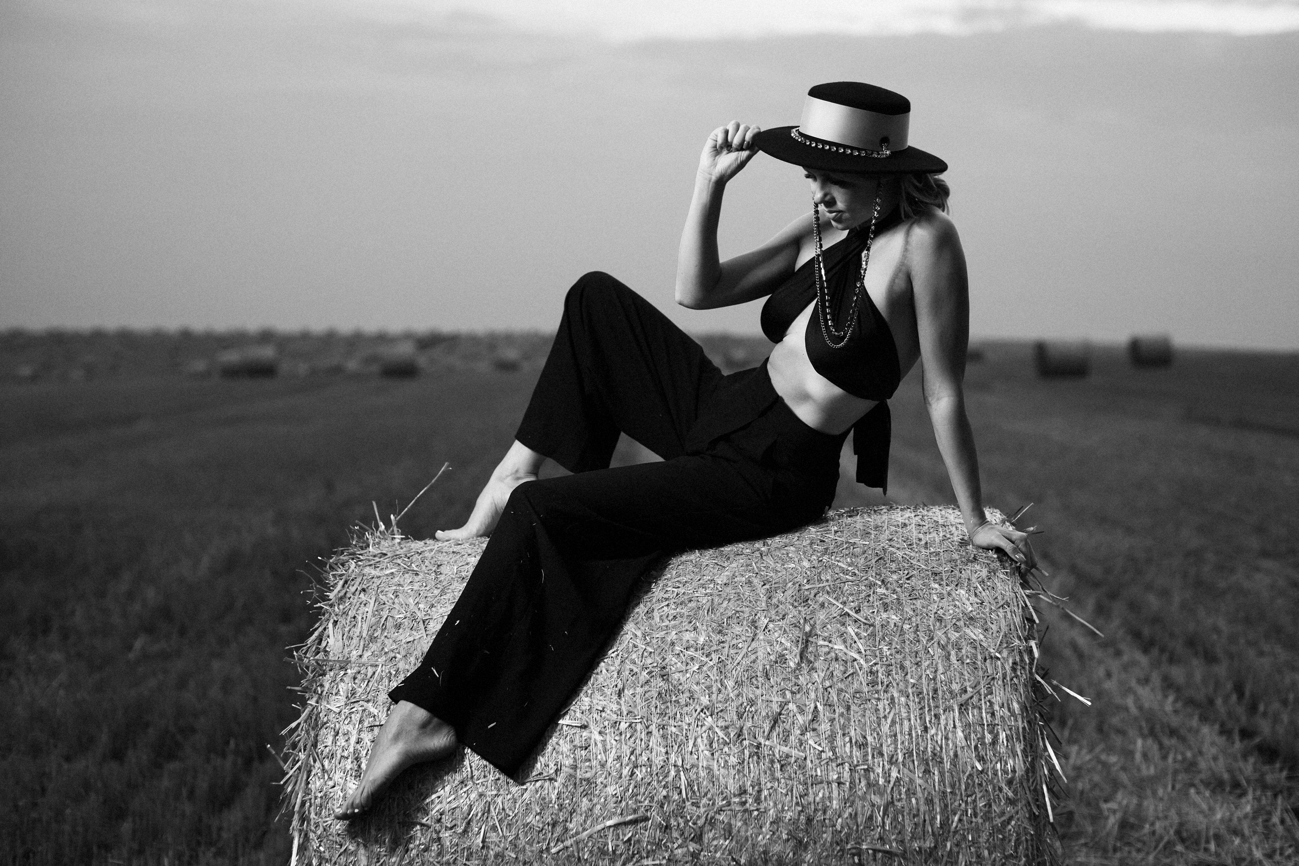 Стога 🌾. Другой взгляд на фотографию