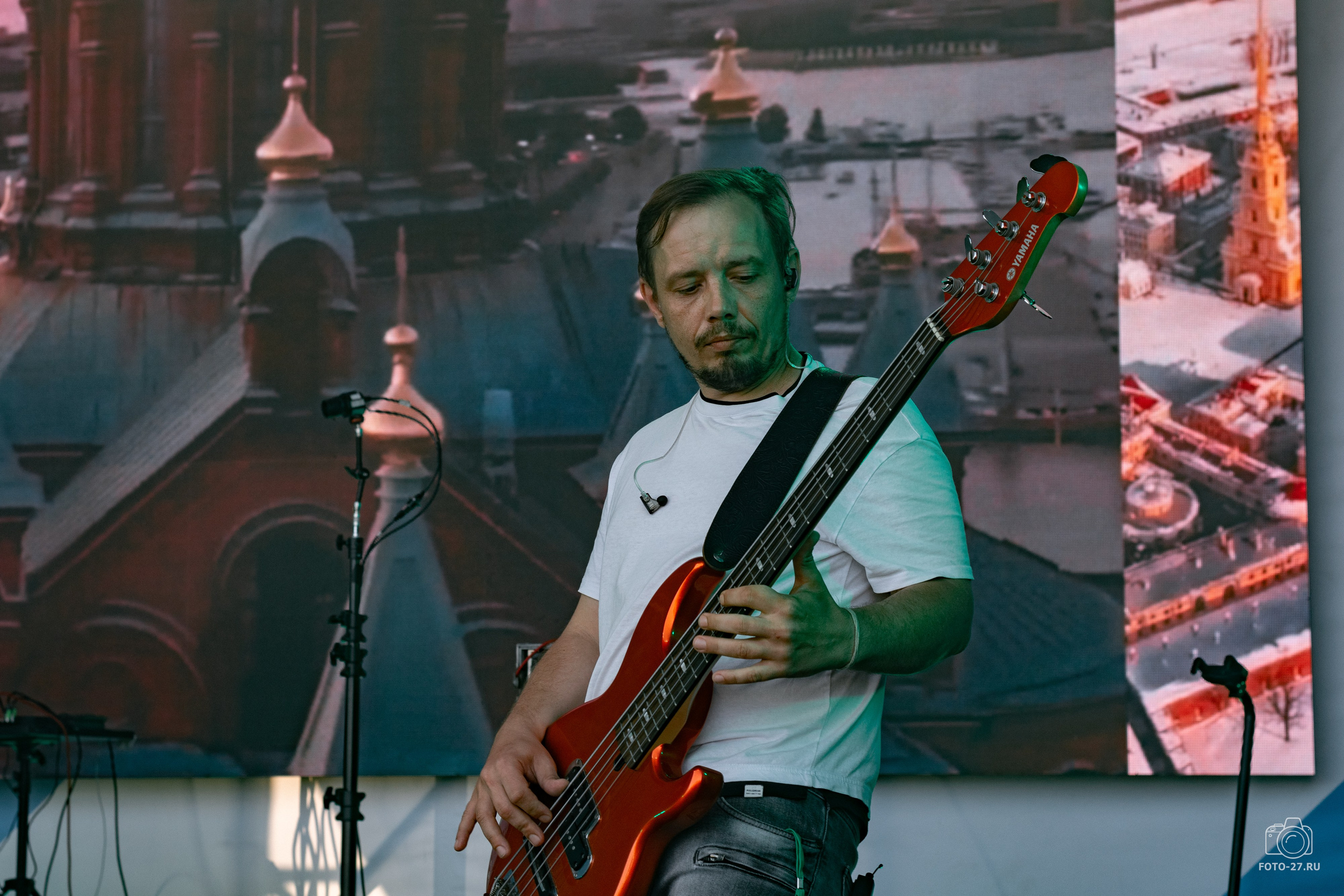 Антон Курдюмов фотограф в Хабаровске Рина Курдюмова фото27 foto27 Антон Дорофеев репортажный репортаж документалист Тони и Рина фотосоздатели ПаПаРоК Рок над Амуром 2024 фестиваль Хабаровск